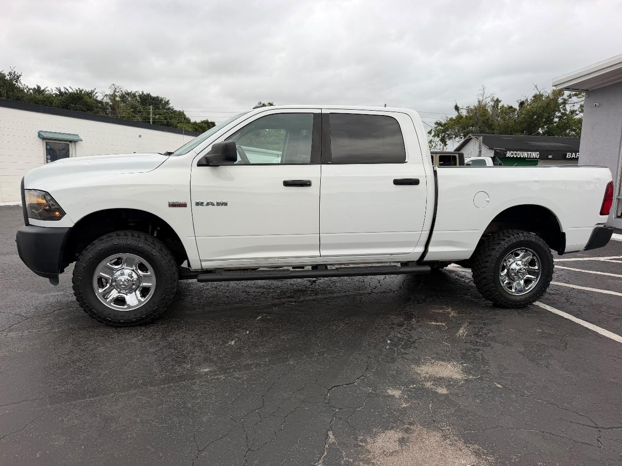 RAM 2500 Tradesman Crew Cab SWB 4WD 2017