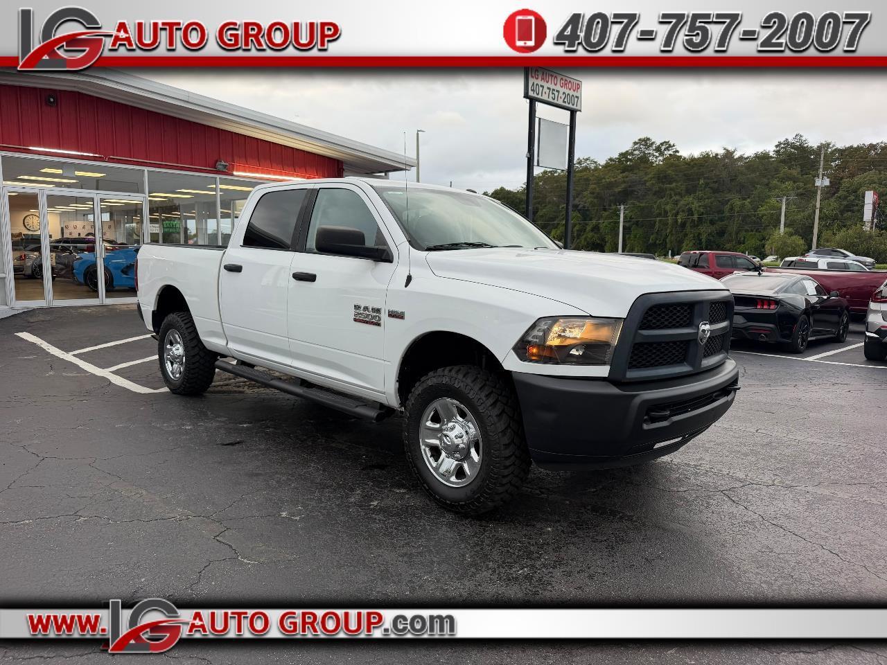RAM 2500 Tradesman Crew Cab SWB 4WD 2017
