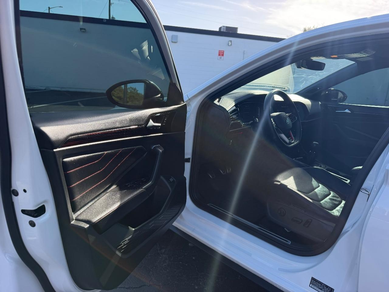 Volkswagen Jetta GLI Autobahn 6M 2023