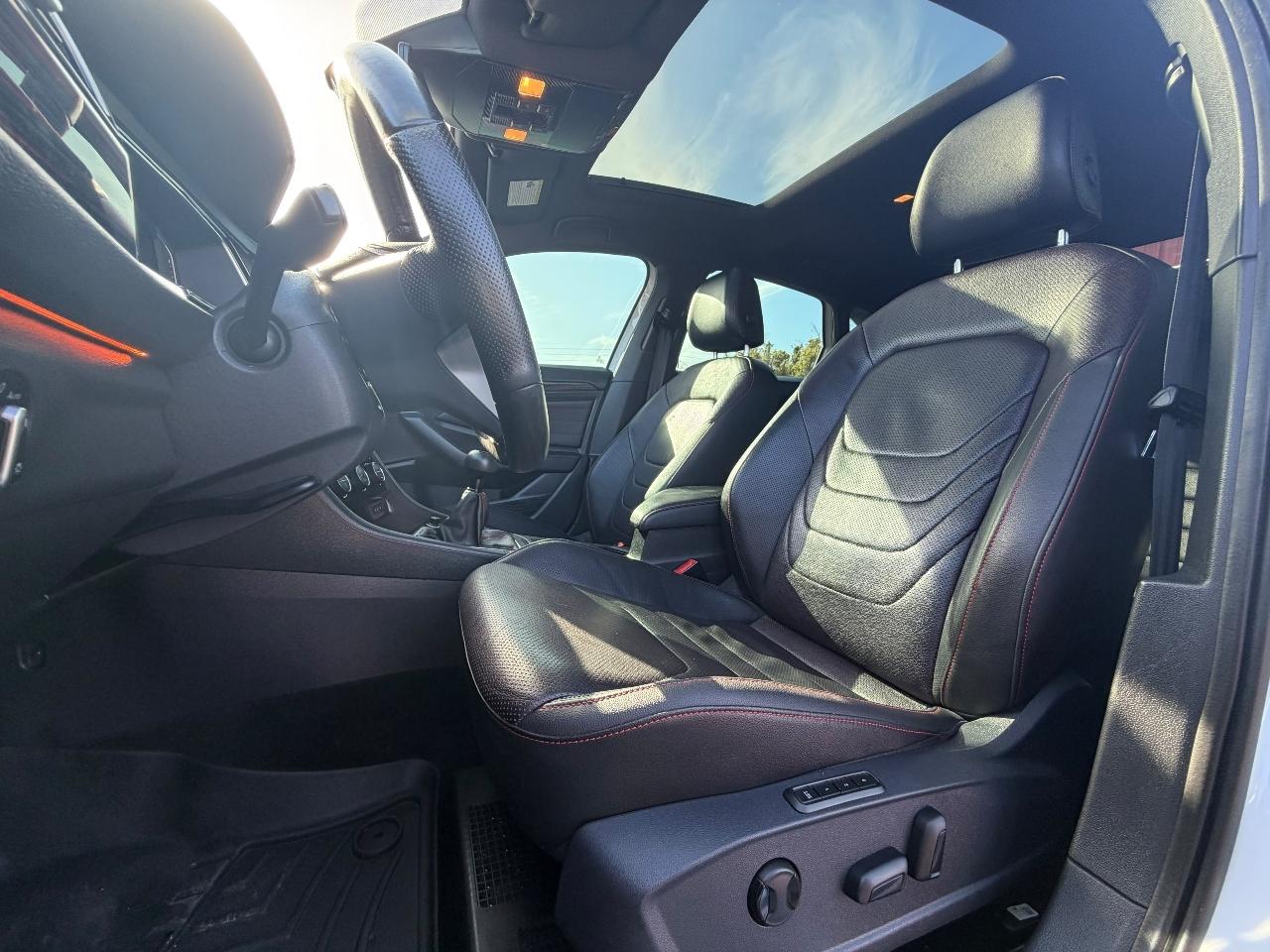 Volkswagen Jetta GLI Autobahn 6M 2023
