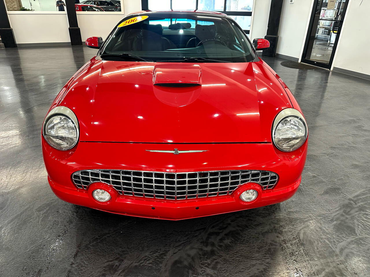 2002 Ford Thunderbird Premium photo 2