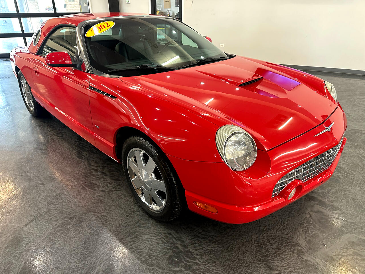 2002 Ford Thunderbird Premium photo 3