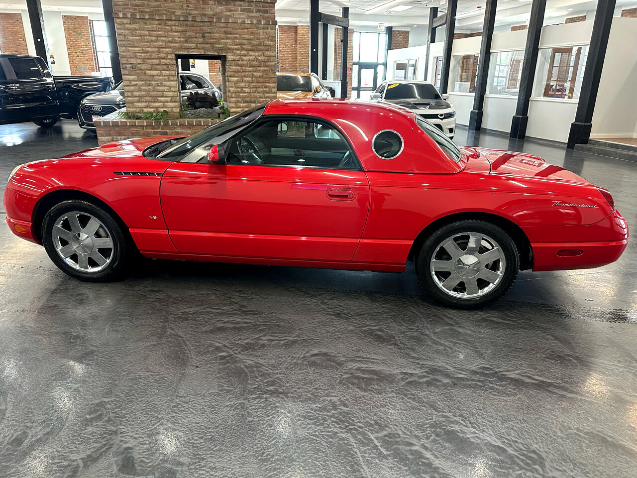 2002 Ford Thunderbird Premium photo 8