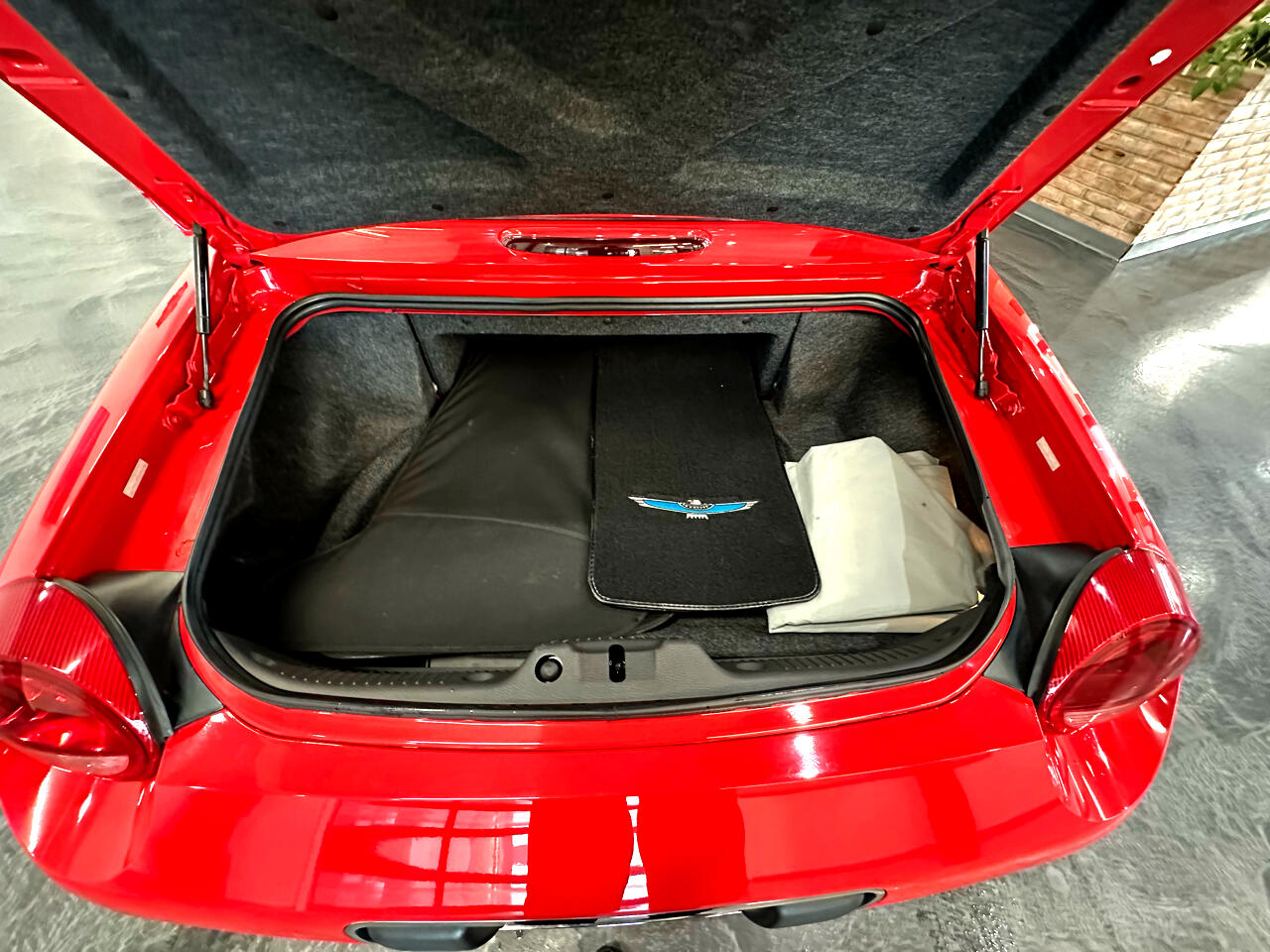 2002 Ford Thunderbird Premium photo 13