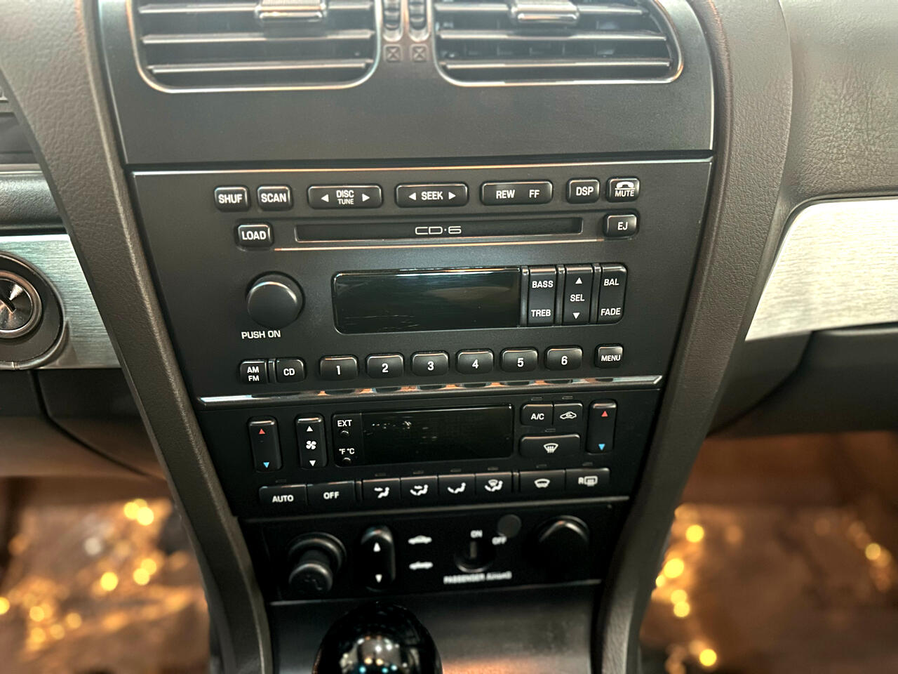 2002 Ford Thunderbird Premium photo 14