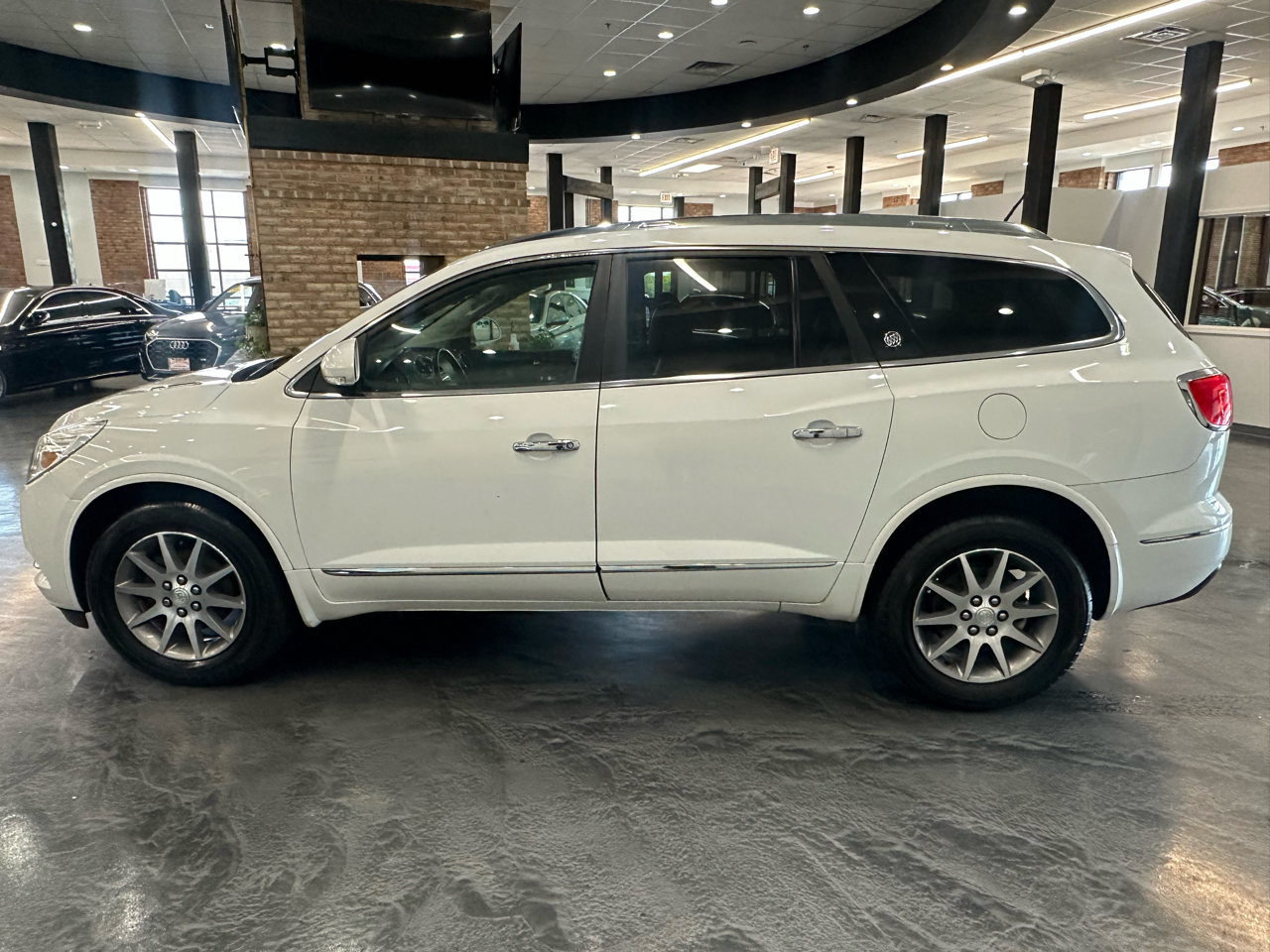 2017 Buick Enclave Leather photo 8