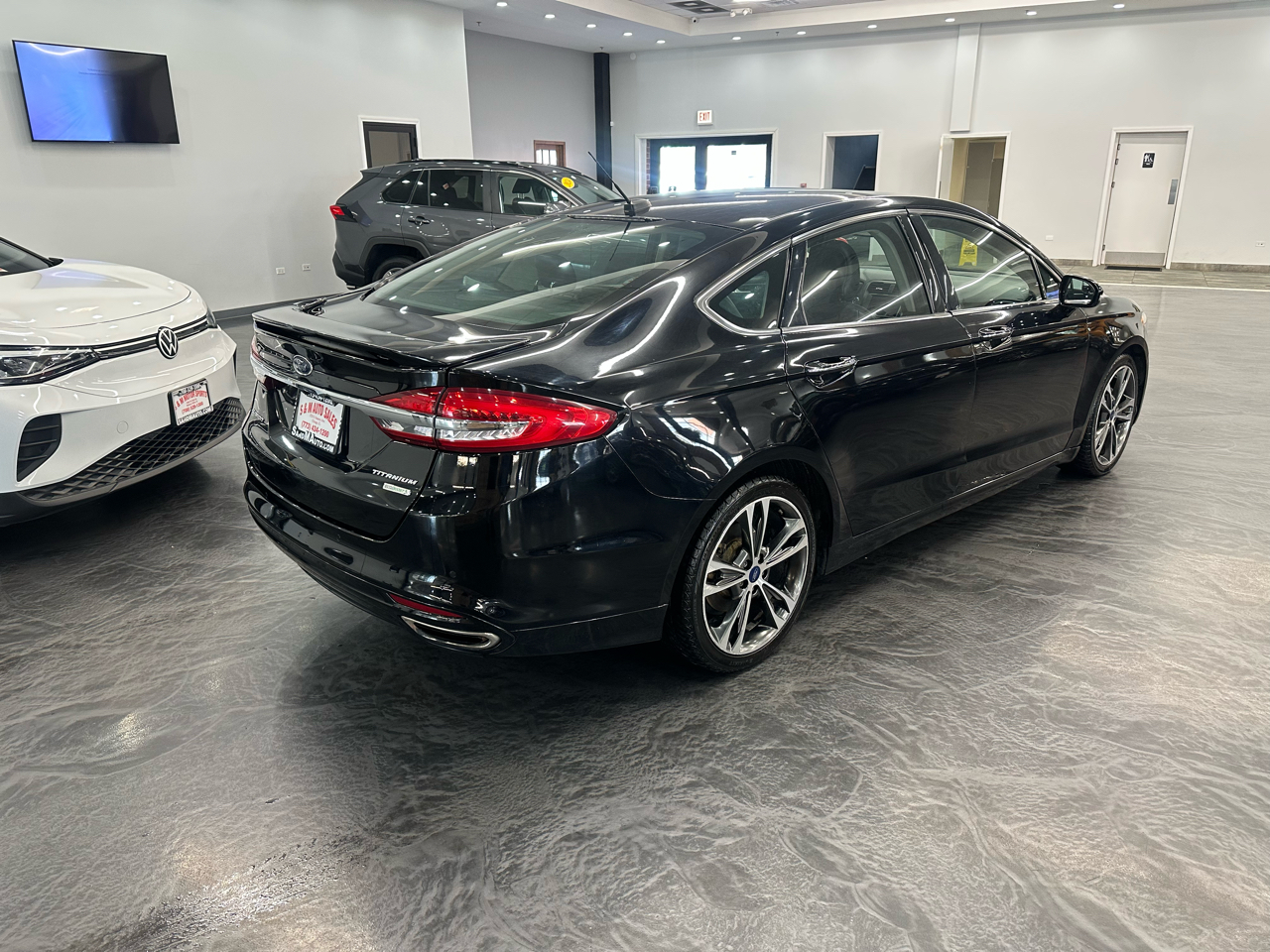 2017 Ford Fusion Titanium photo 5