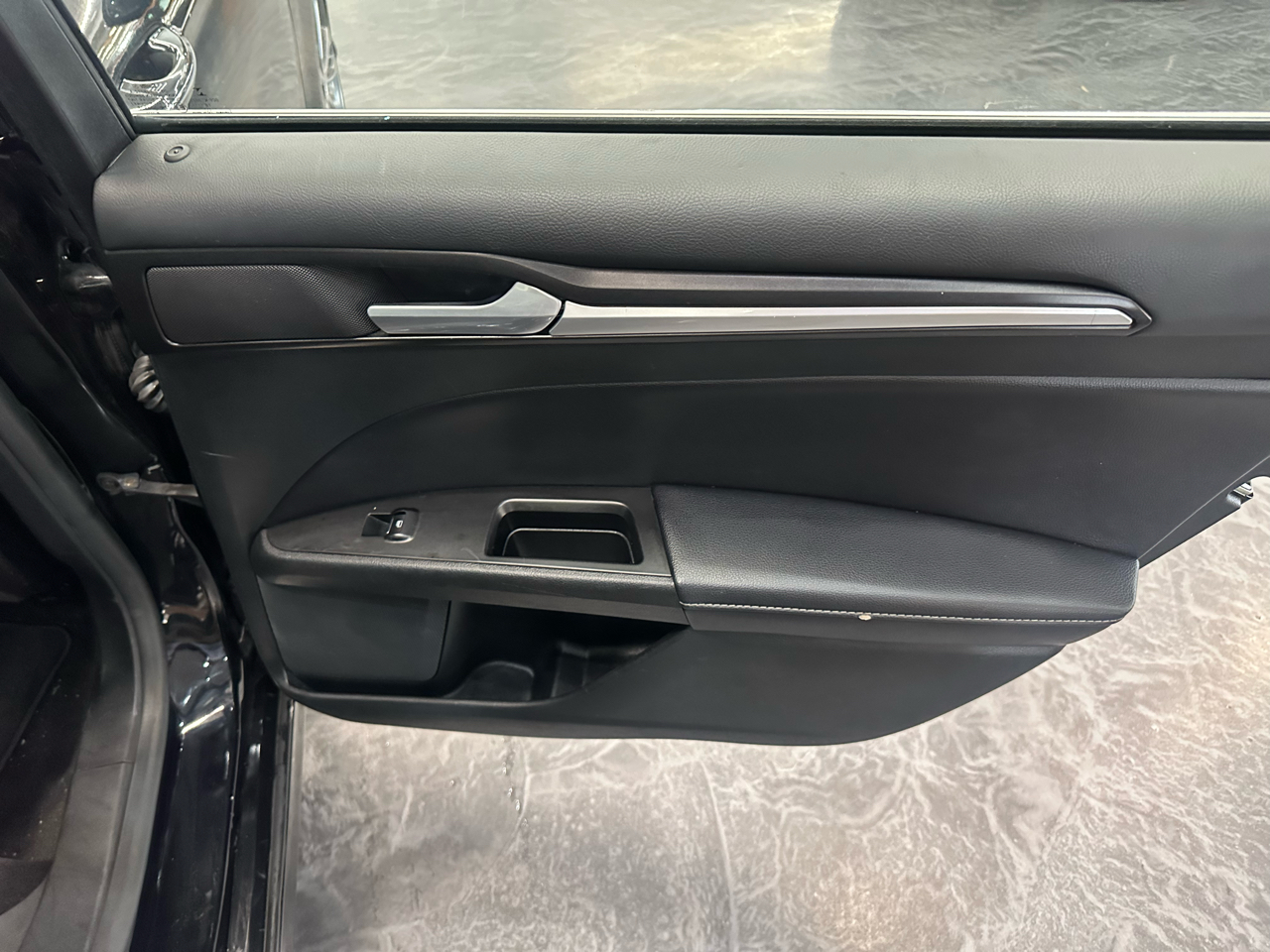 2017 Ford Fusion Titanium photo 11