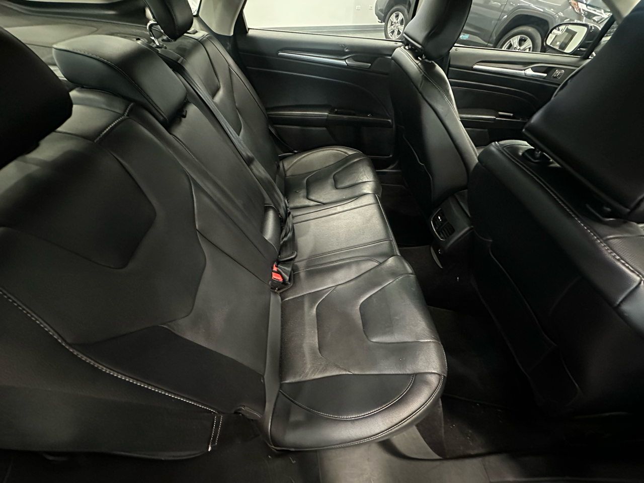 2017 Ford Fusion Titanium photo 14