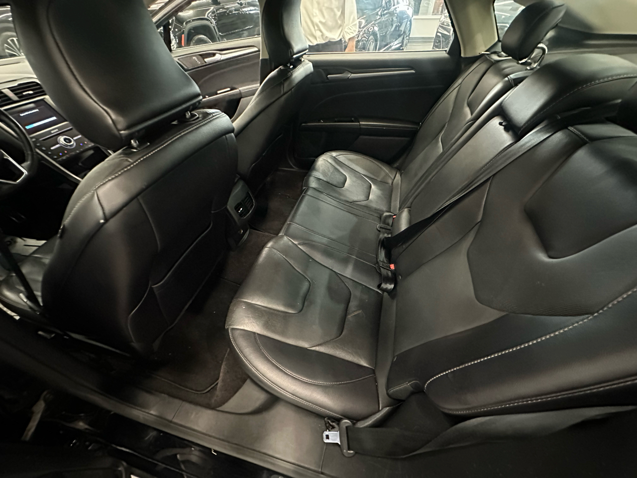 2017 Ford Fusion Titanium photo 16