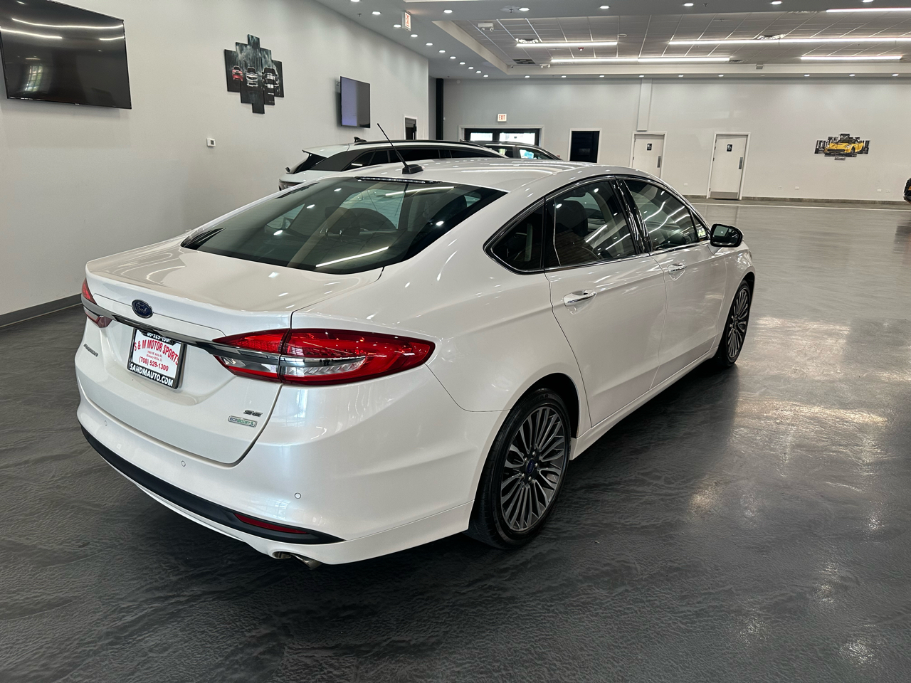 2017 Ford Fusion SE photo 5