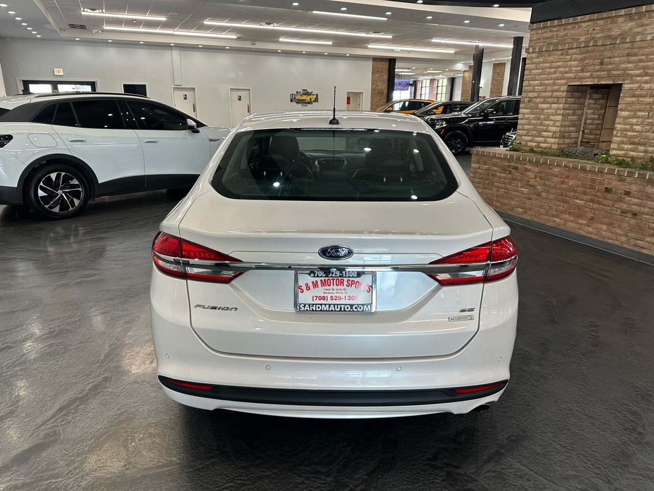 2017 Ford Fusion SE photo 6