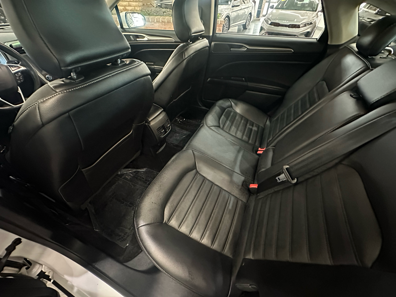 2017 Ford Fusion SE photo 13
