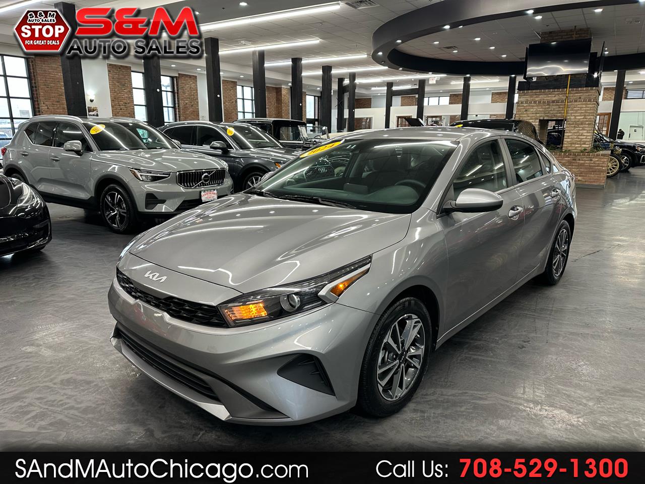 2024 Kia Forte LXS IVT