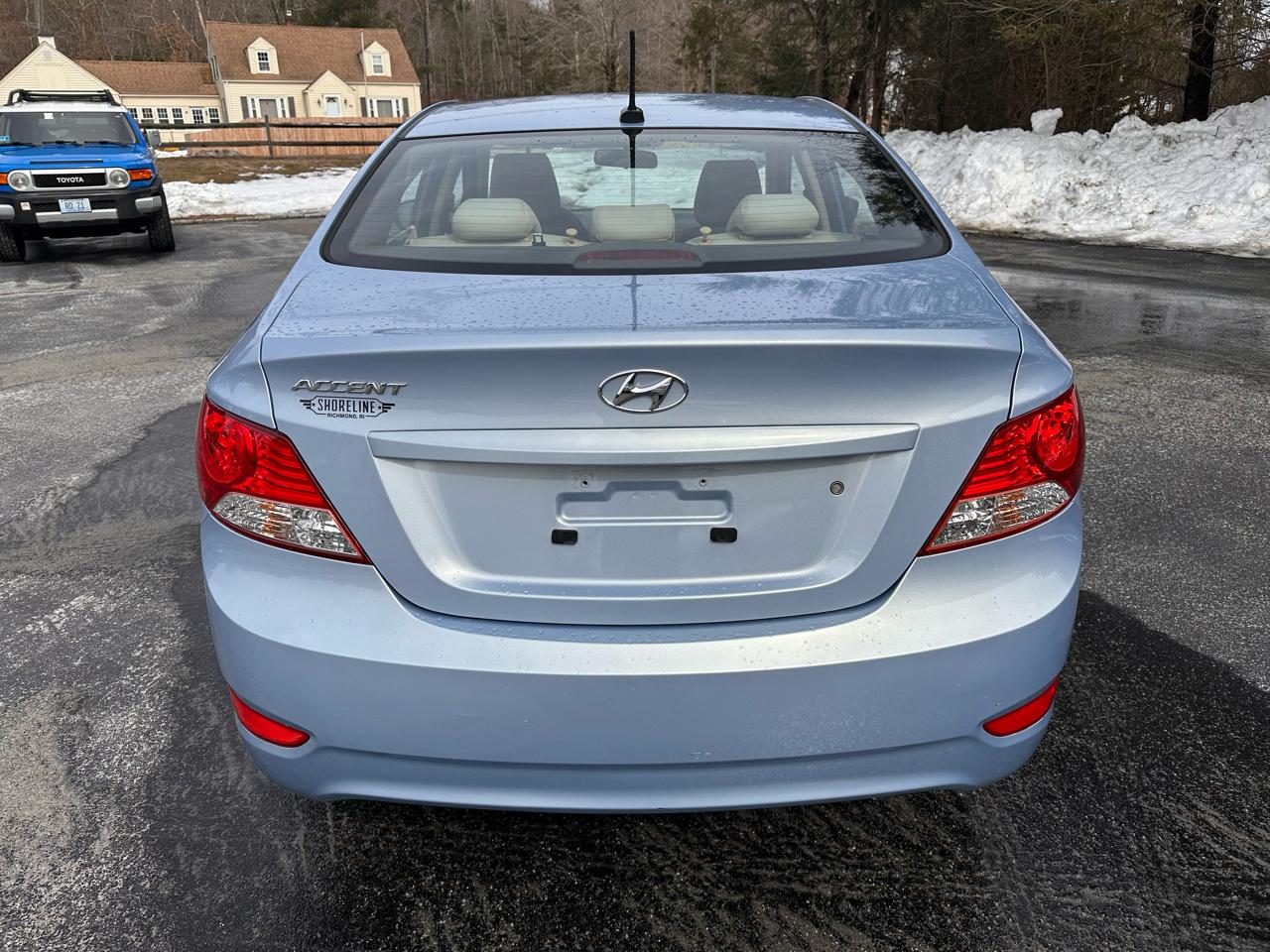 Hyundai Accent GLS 4-Door 2012