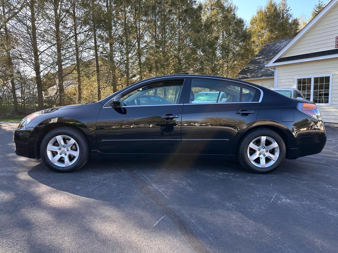 Nissan Altima  2009