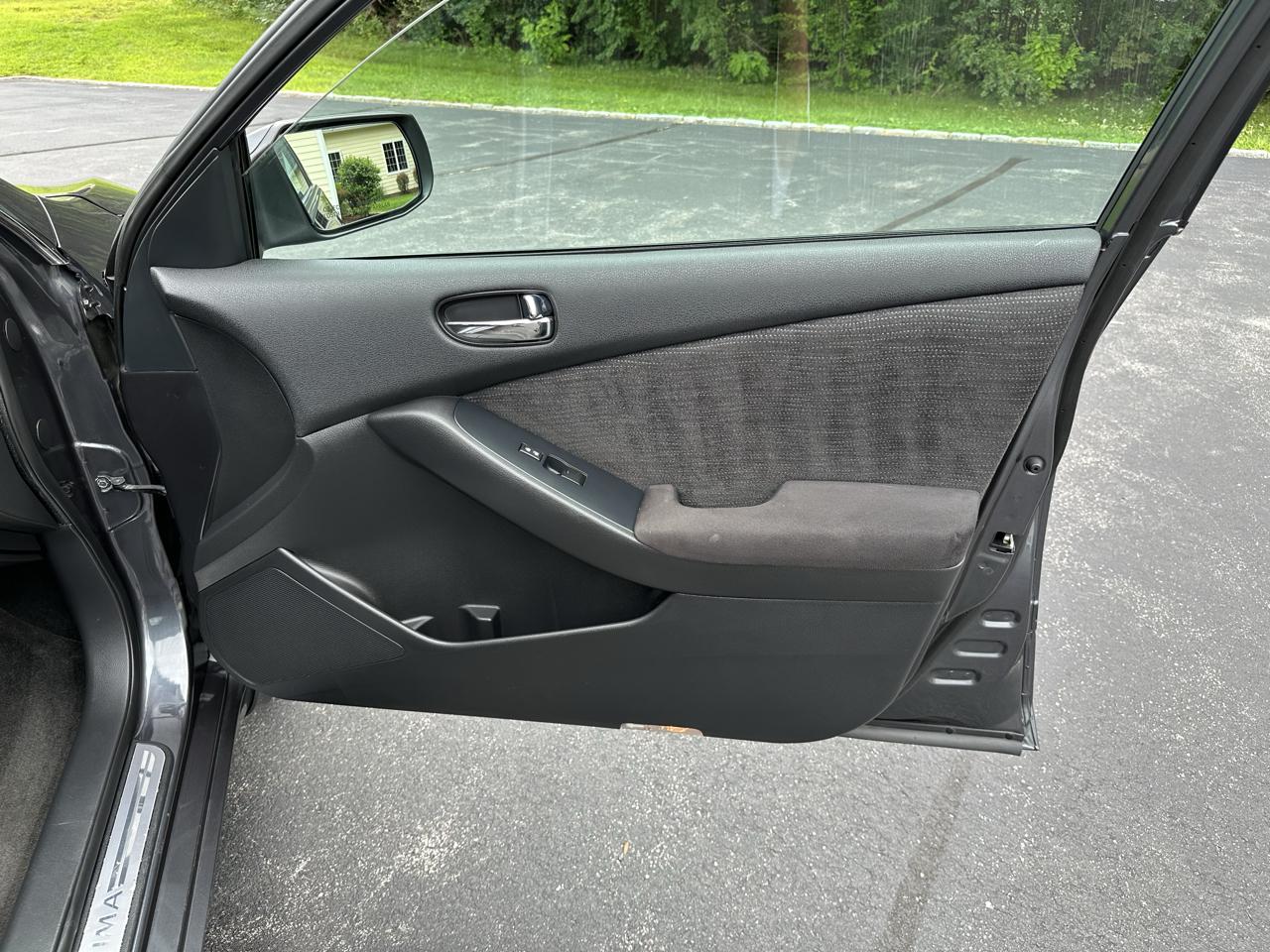 Nissan Altima 2.5 2012