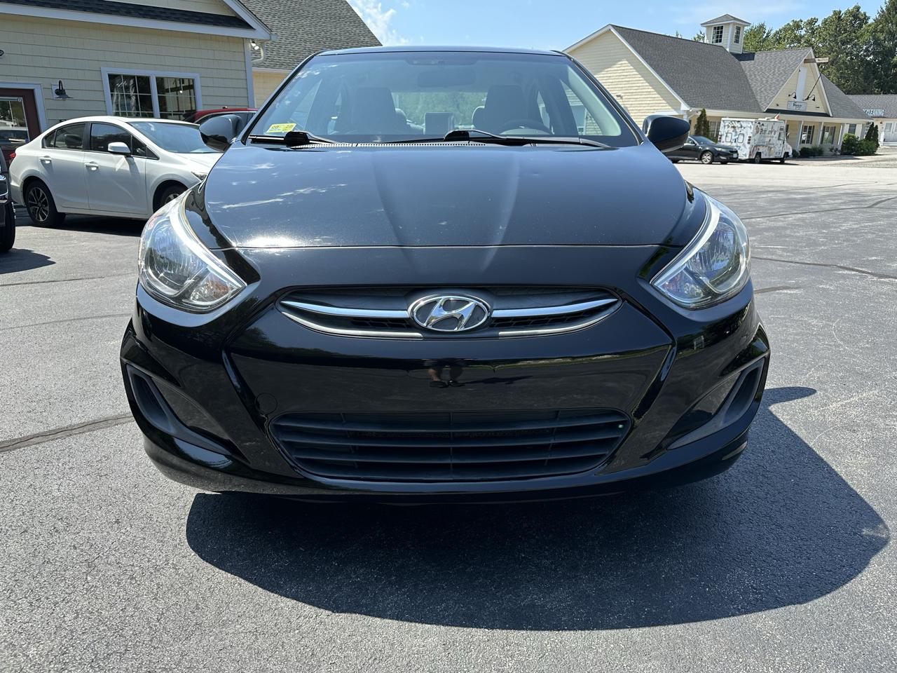 Hyundai Accent SE 4-Door 6A 2017