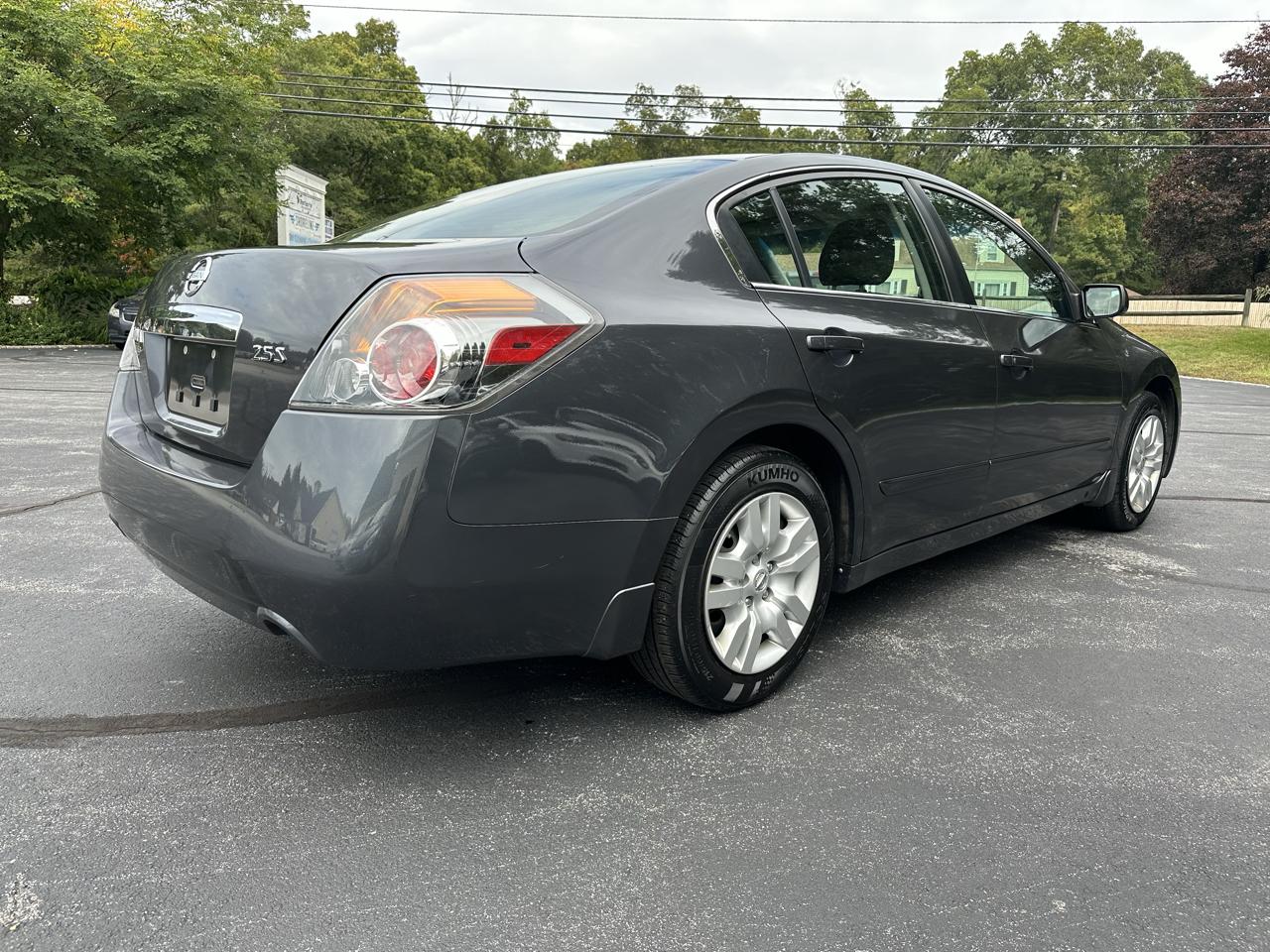 Nissan Altima 2.5 S 2010