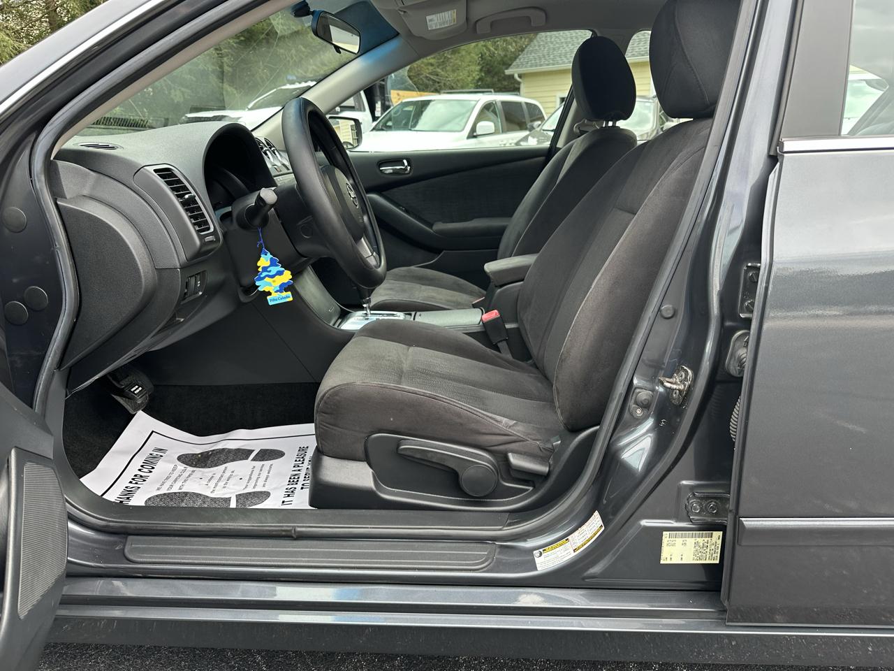 Nissan Altima 2.5 S 2010