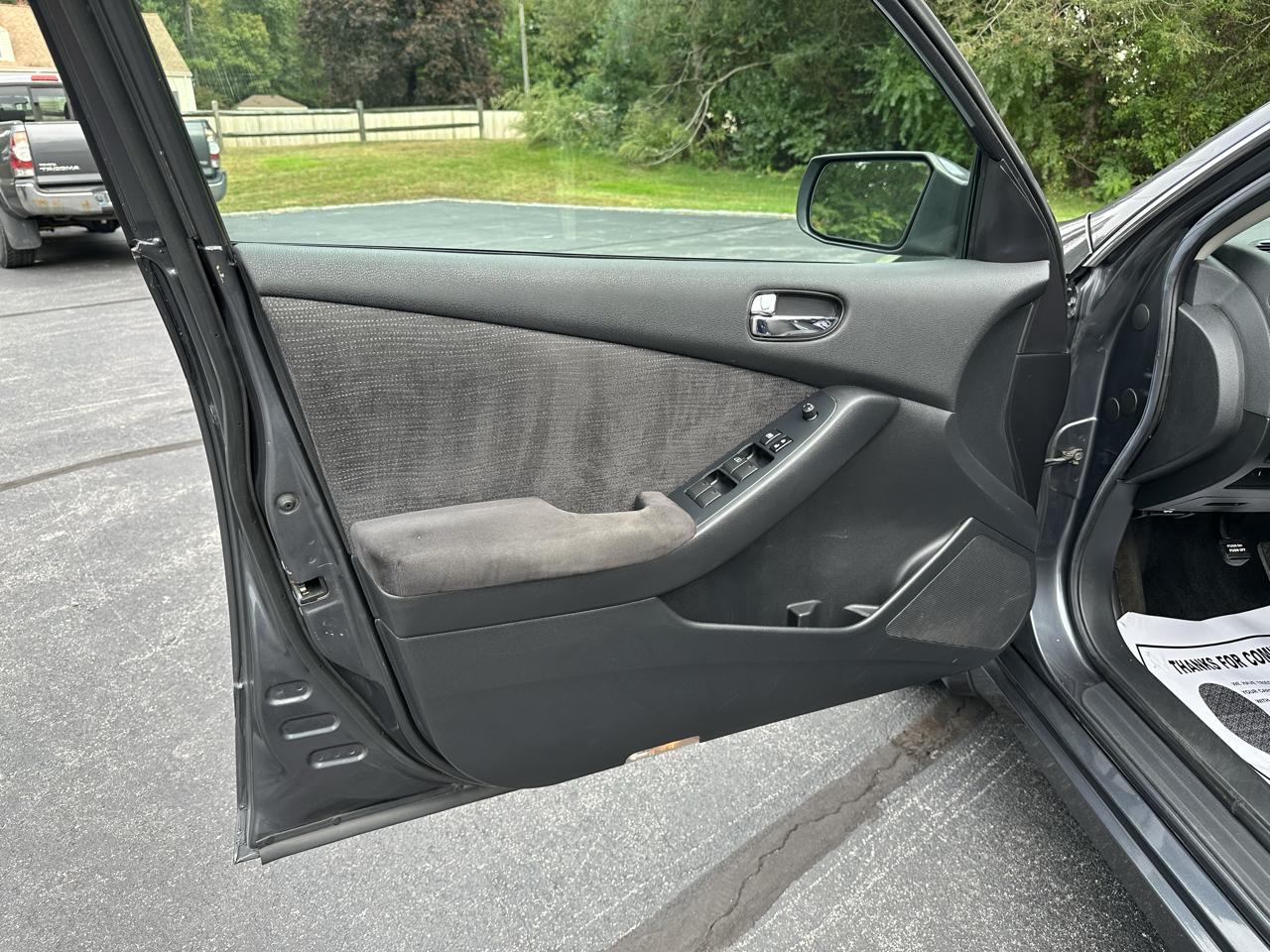 Nissan Altima 2.5 S 2010