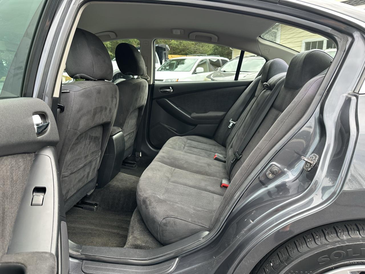 Nissan Altima 2.5 S 2010