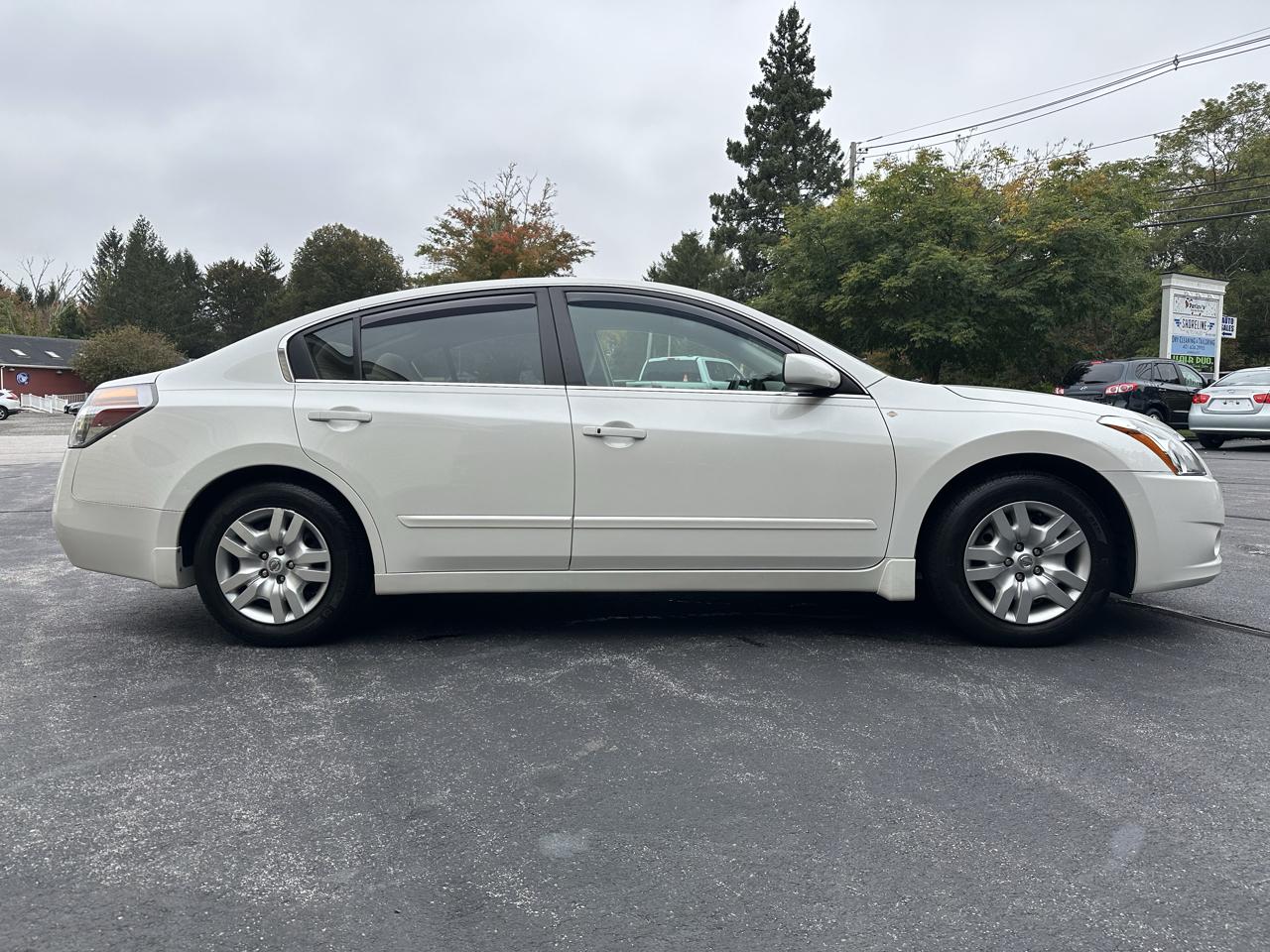 Nissan Altima 2.5 S 2012