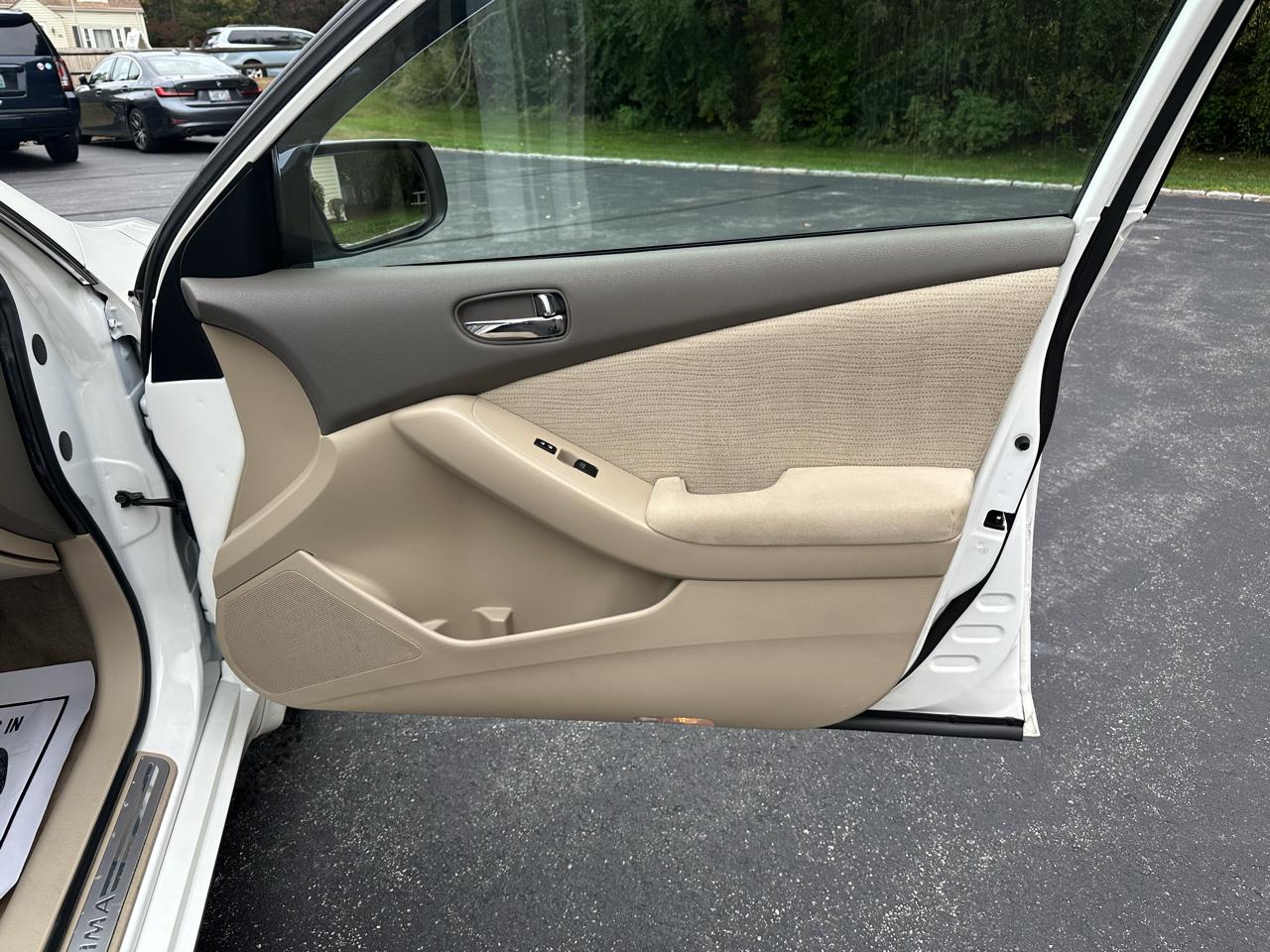 Nissan Altima 2.5 S 2012