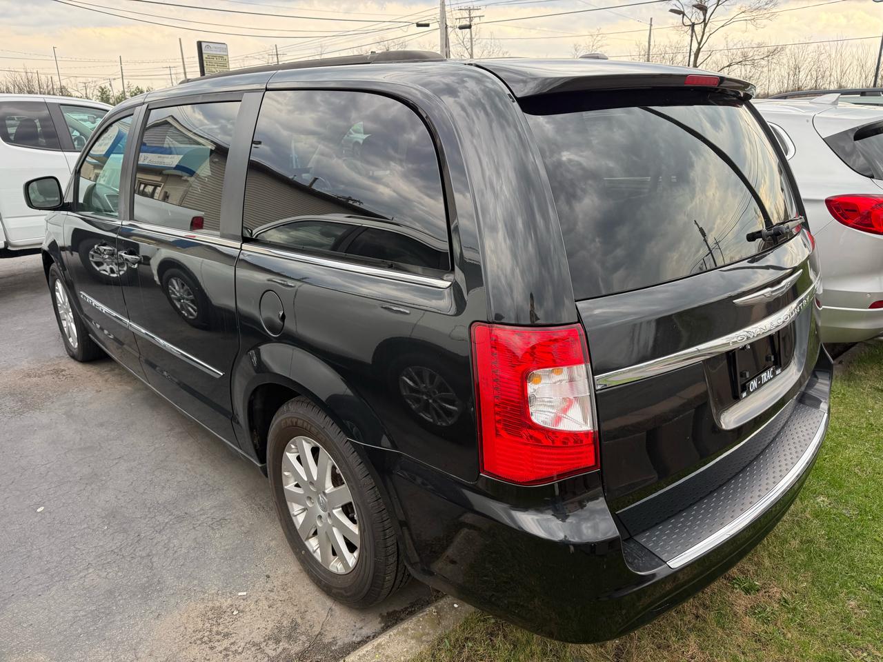 Chrysler Town & Country 4dr Wgn Touring 2015