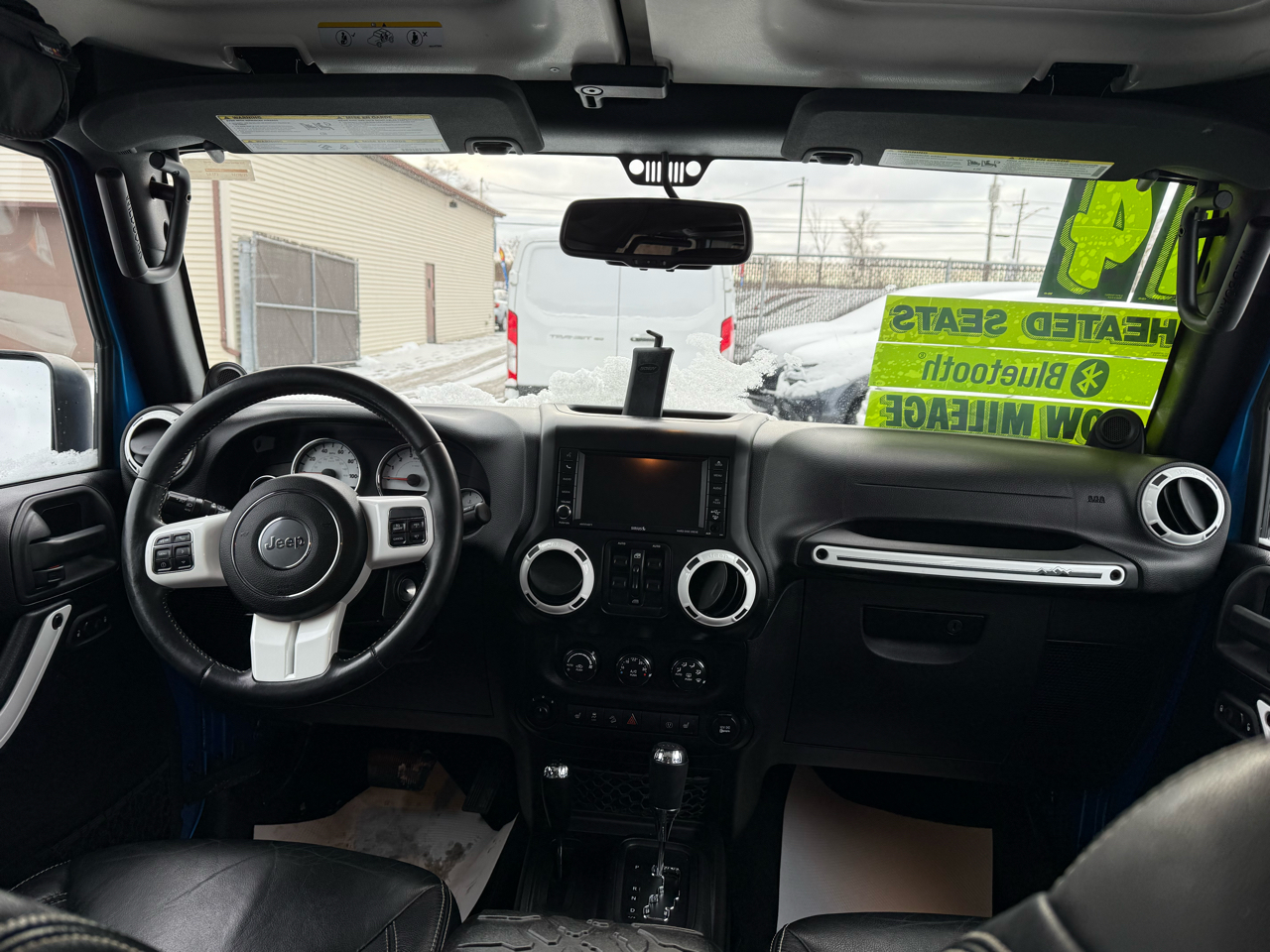 Jeep Wrangler Unlimited 4WD 4dr Sahara 2014