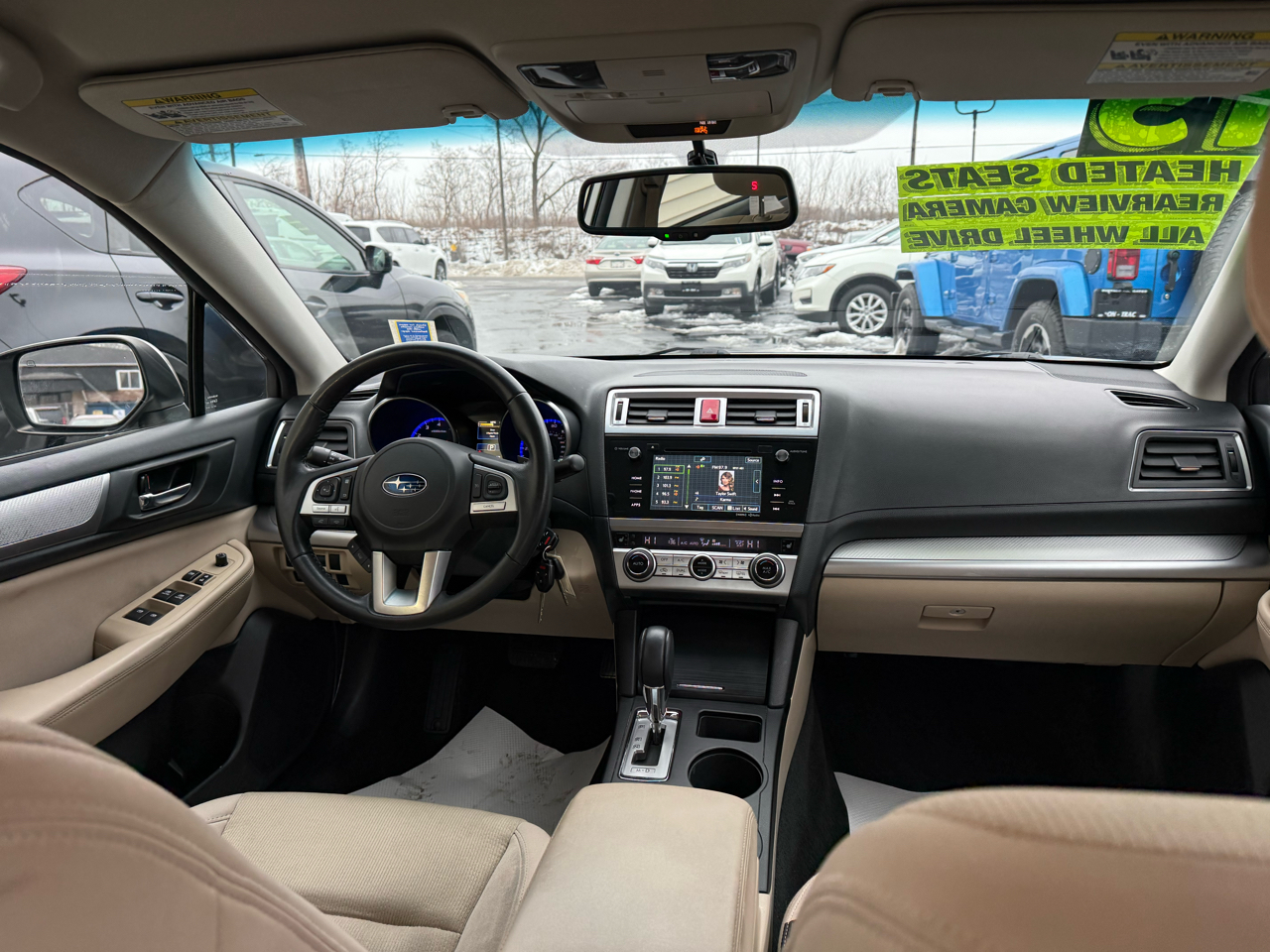 Subaru Legacy 4dr Sdn 2.5i Premium PZEV 2015