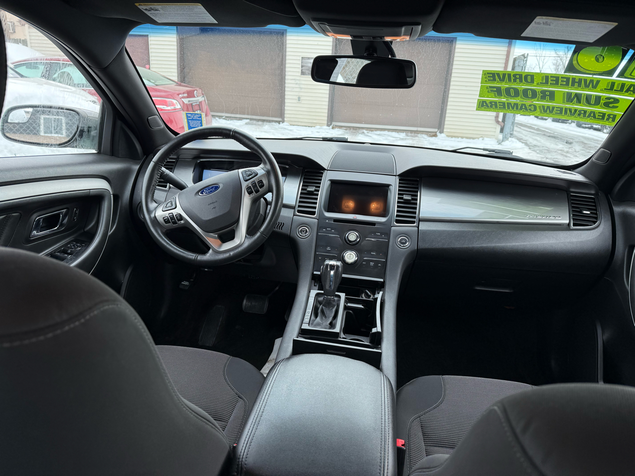 Ford Taurus 4dr Sdn SEL AWD 2016