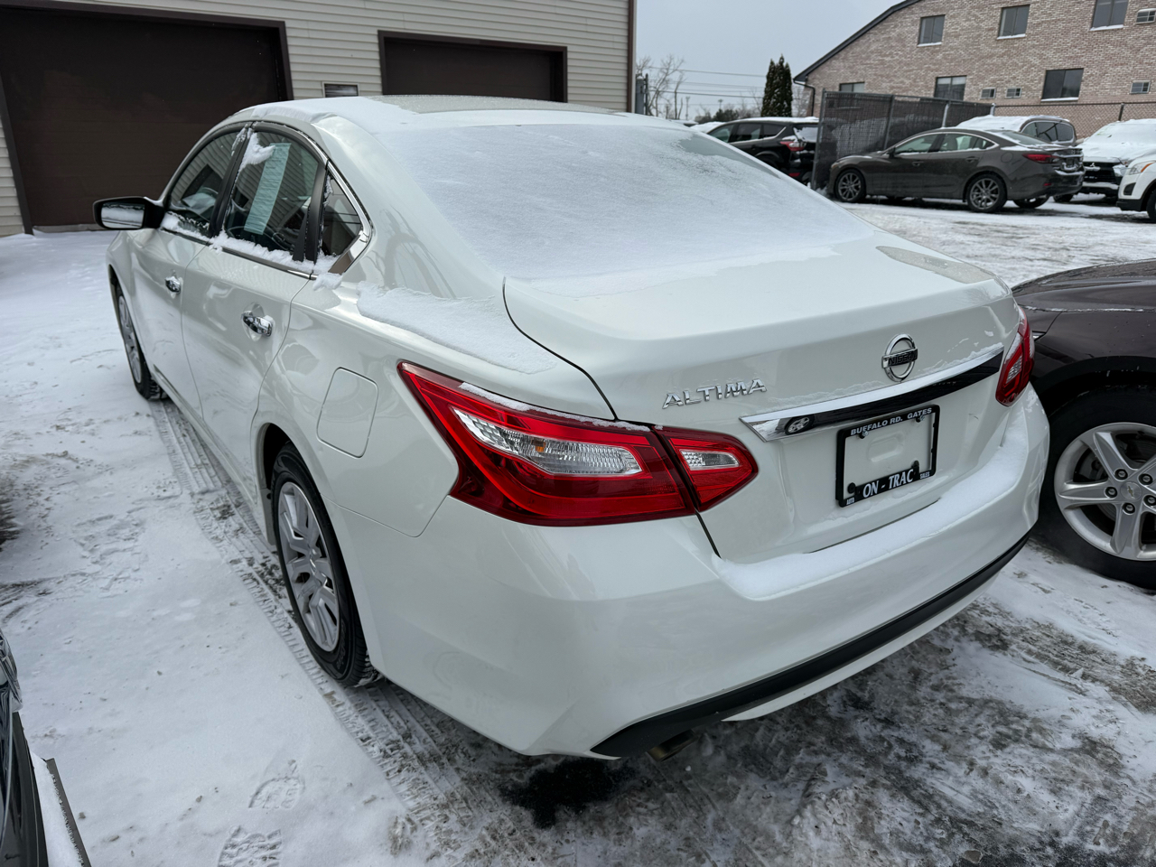 Nissan Altima 2.5 S Sedan 2017