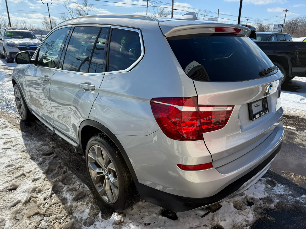 BMW X3 xDrive28i Sports Activity Vehicle 2017