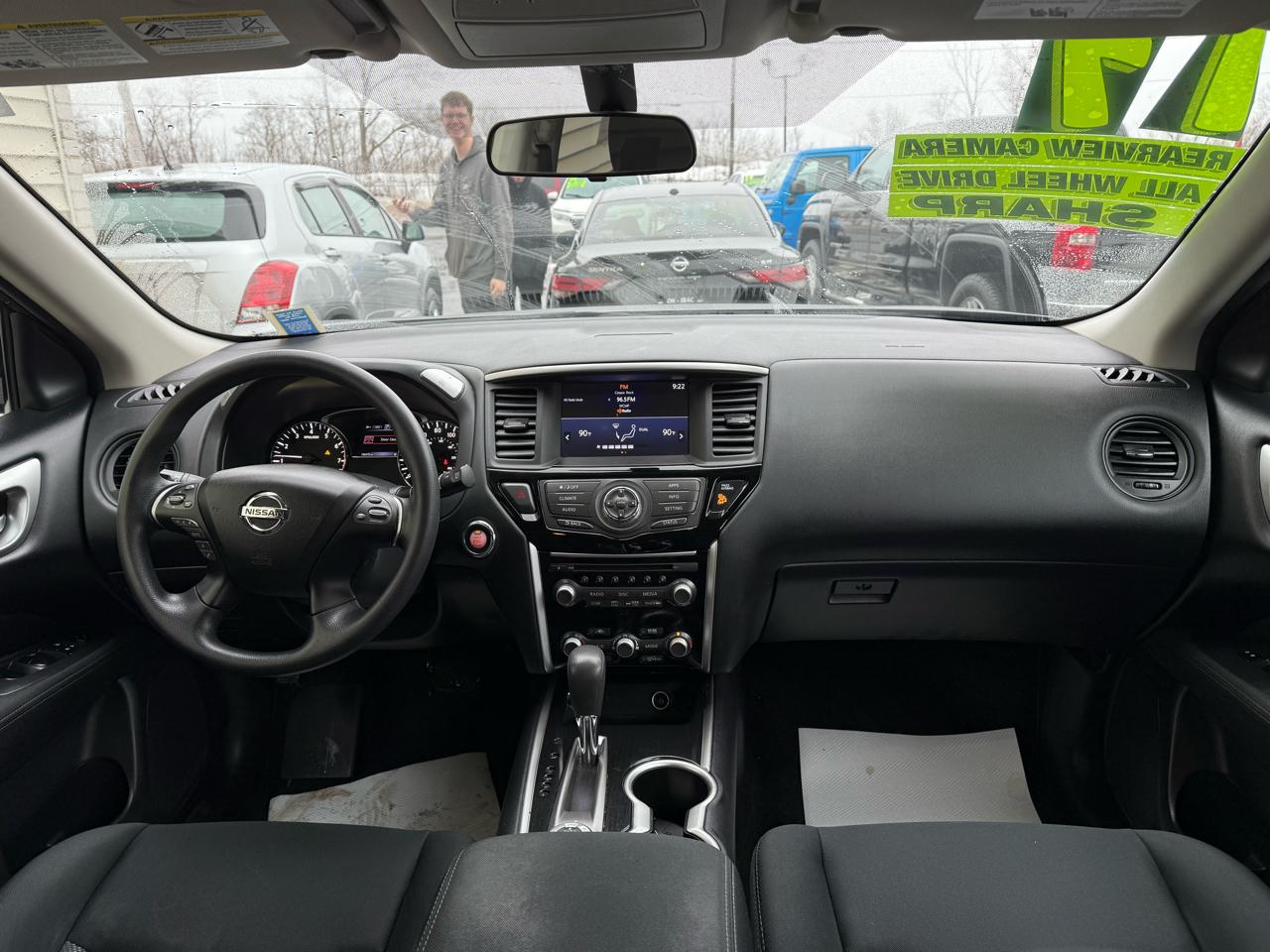 Nissan Pathfinder 4x4 S 2017