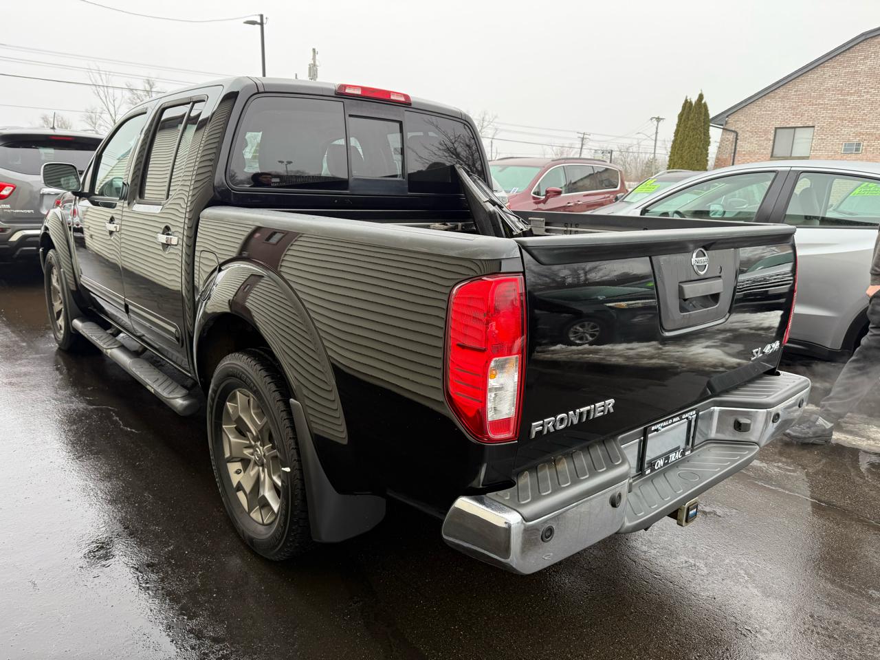 Nissan Frontier 4WD Crew Cab SWB Auto SL 2014