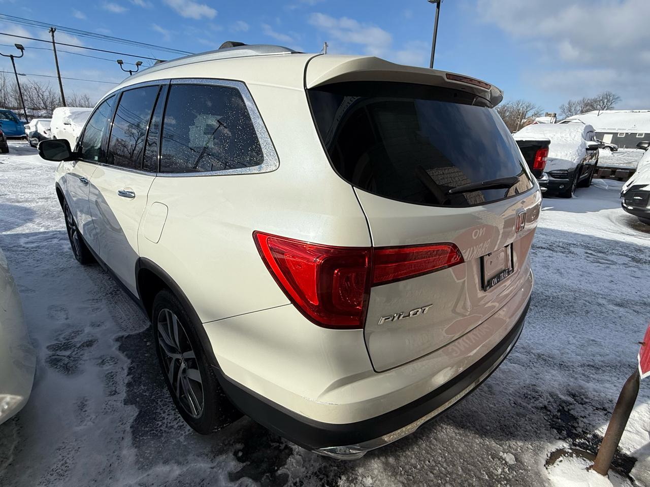 Honda Pilot Touring AWD 2017