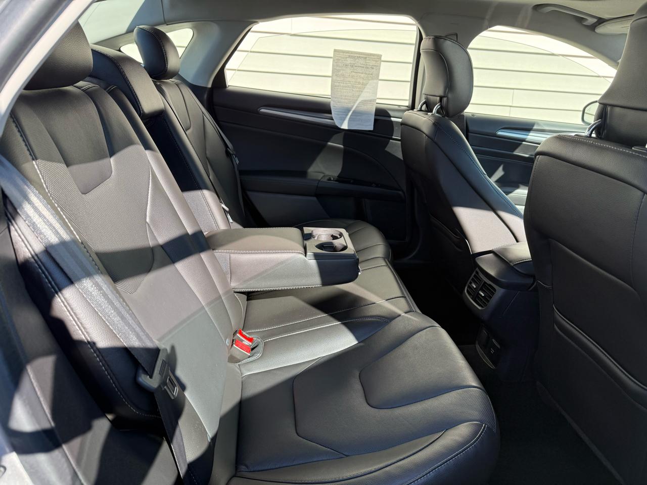 Ford Fusion 4dr Sdn Titanium AWD 2014