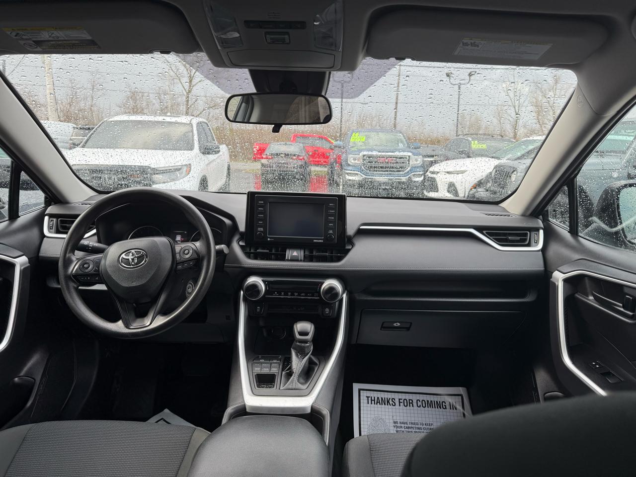 Toyota RAV4 LE AWD (Natl) 2022