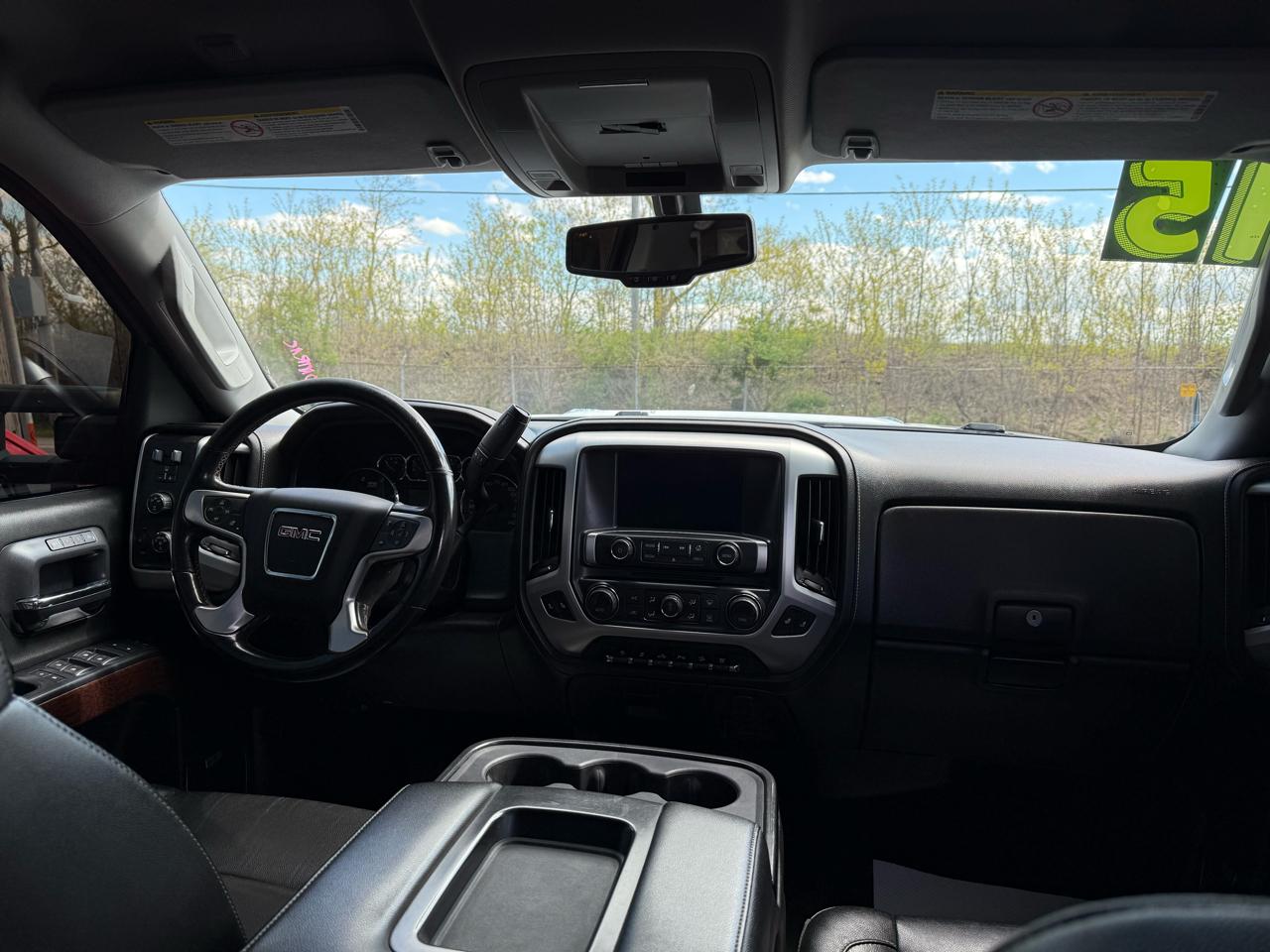 GMC Sierra 2500HD 4WD Double Cab 144.2" SLT 2015