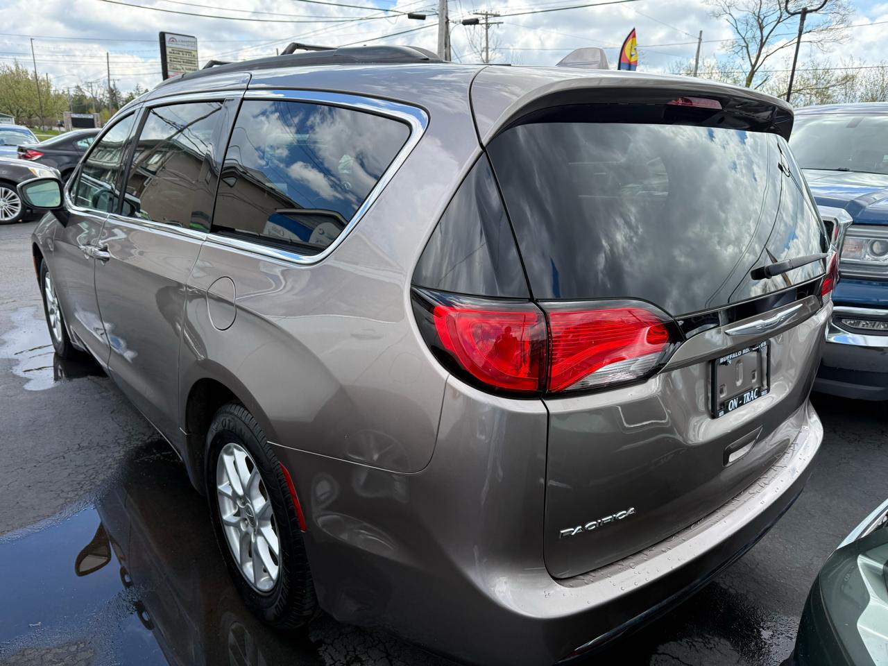 Chrysler Pacifica Touring Plus FWD 2017