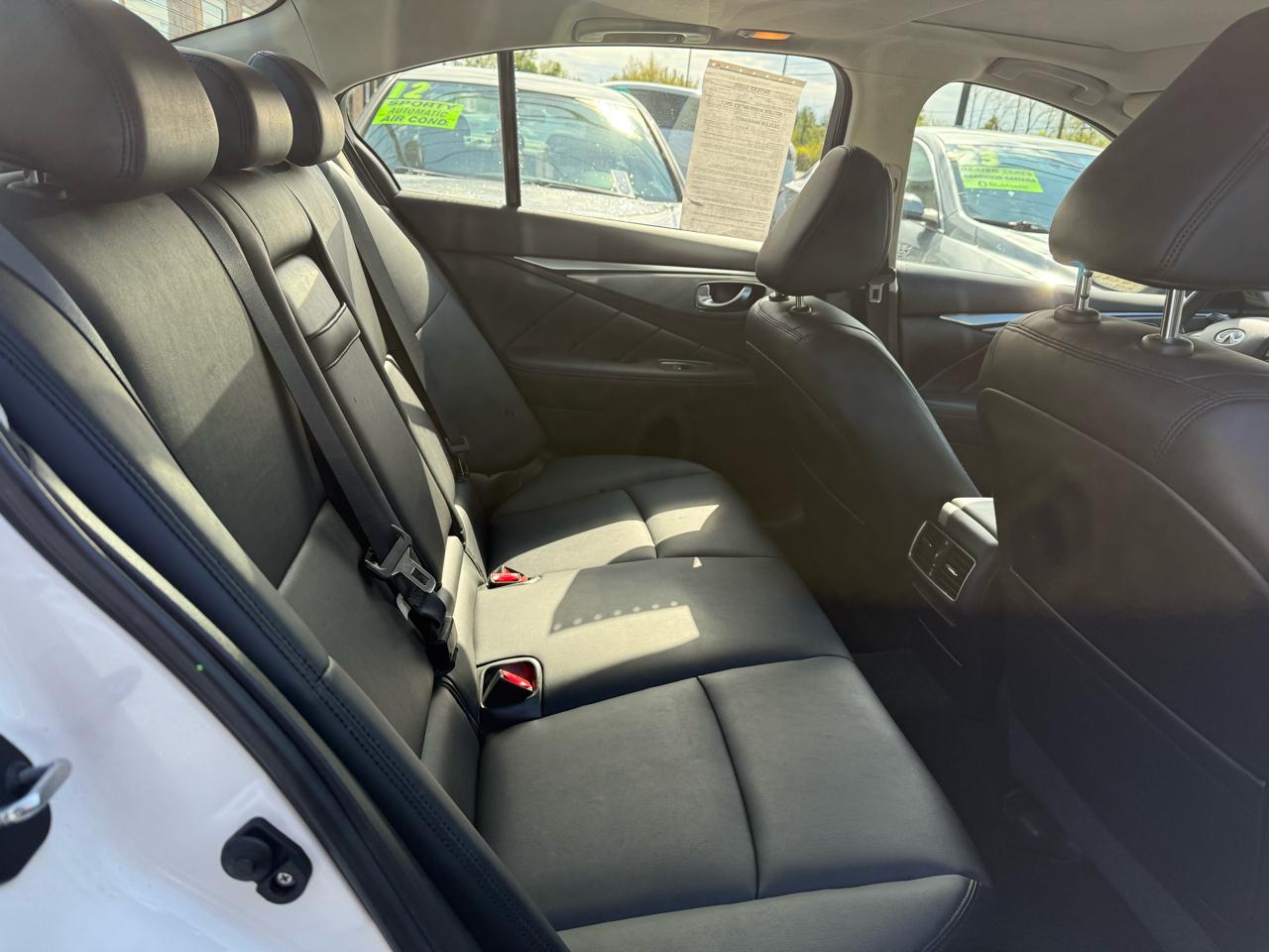 Infiniti Q50 4dr Sdn 3.0t Premium AWD 2016