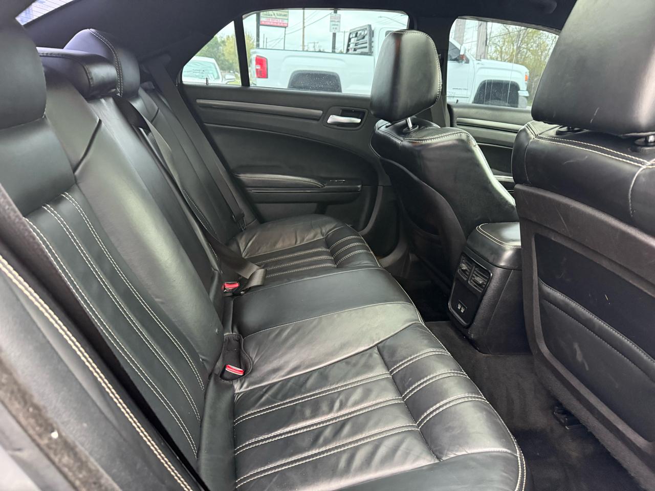 Chrysler 300 4dr Sdn 300S AWD 2016