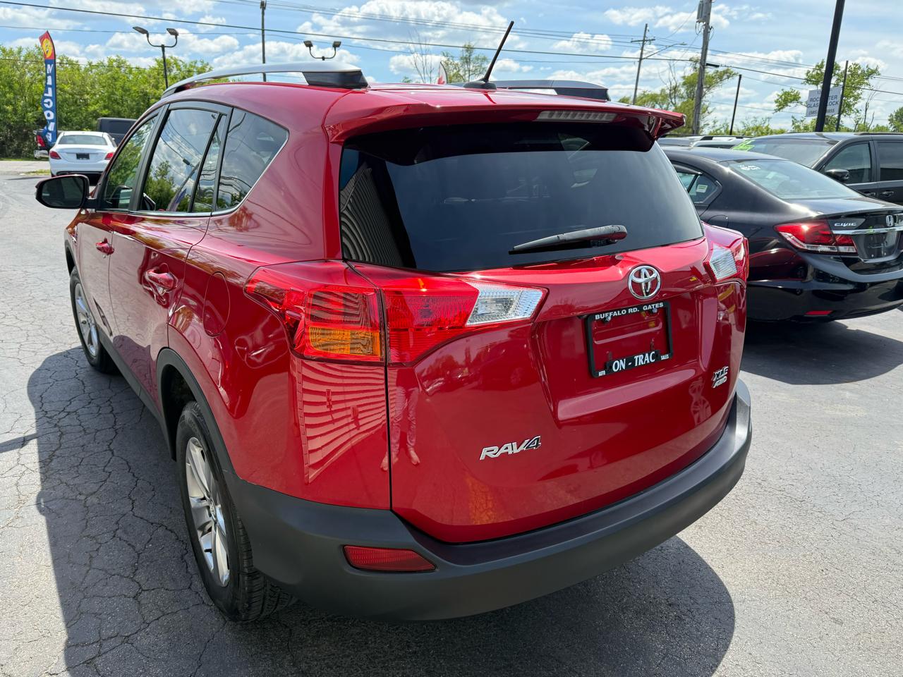 Toyota RAV4 AWD 4dr XLE (Natl) 2015