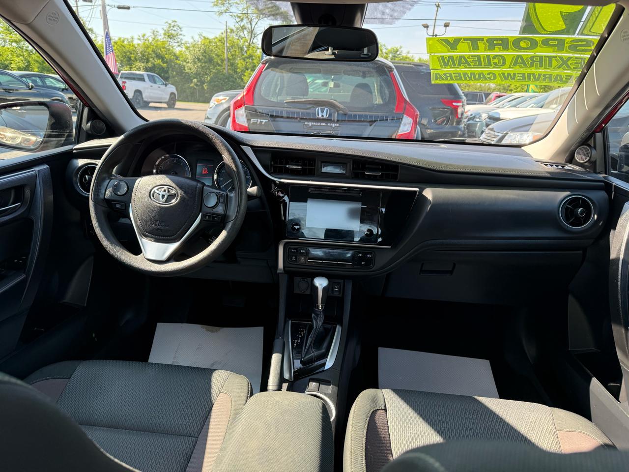 Toyota Corolla XLE CVT (Natl) 2019