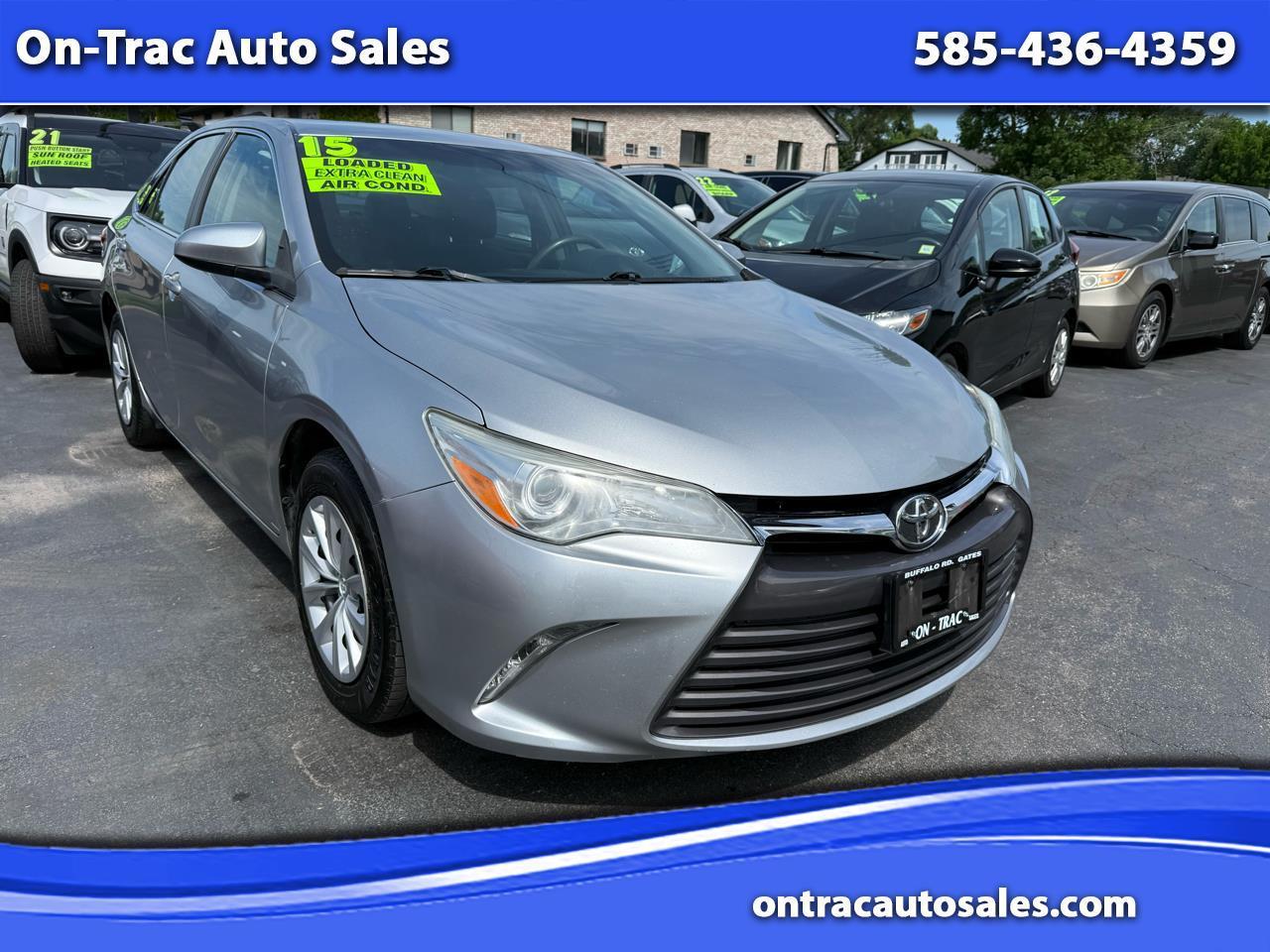 Toyota Camry 4dr Sdn I4 Auto XLE (Natl) 2015
