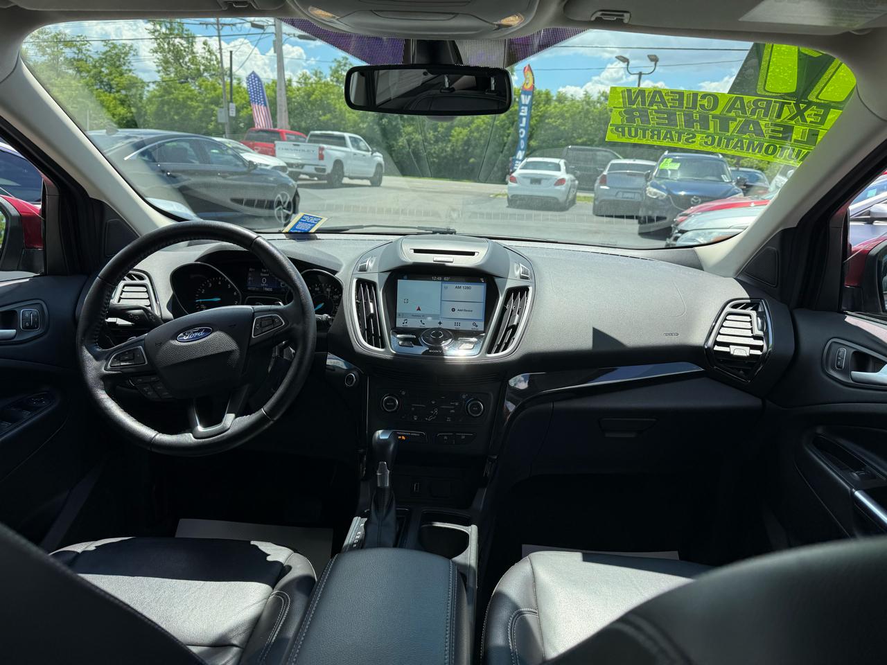 Ford Escape Titanium 4WD 2017