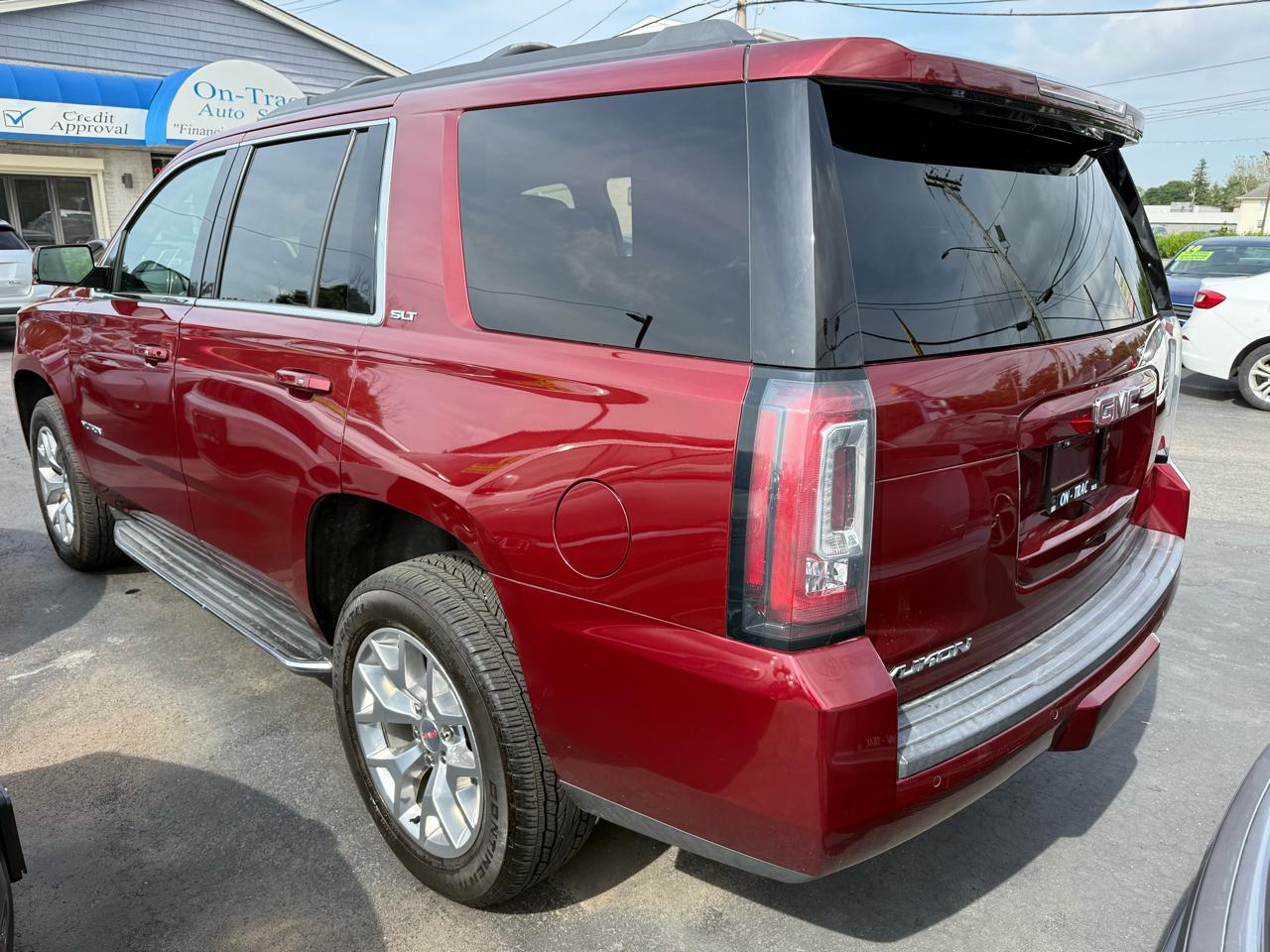 GMC Yukon 4WD 4dr SLT 2019