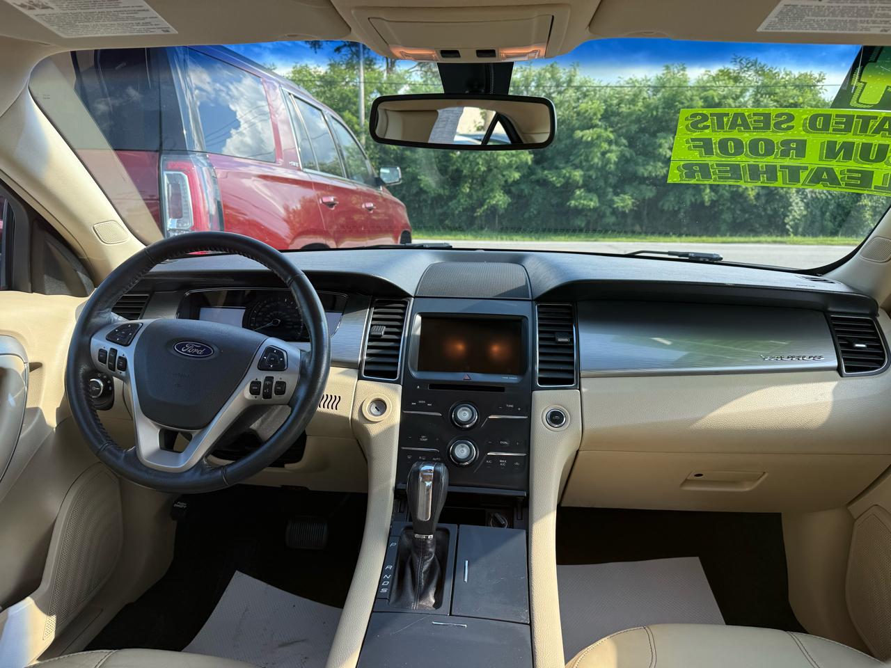 Ford Taurus 4dr Sdn SEL FWD 2014