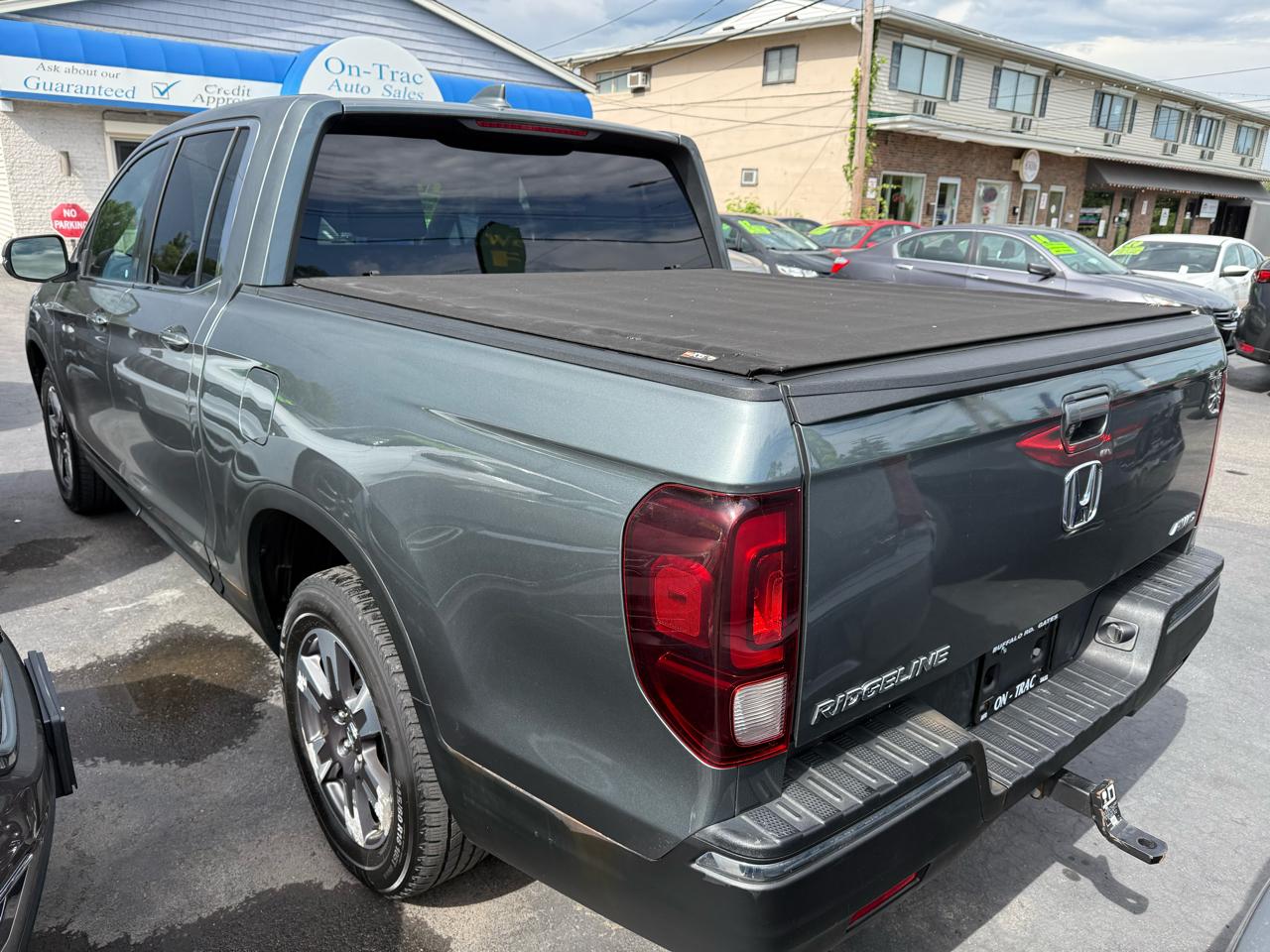 Honda Ridgeline RTL-T 4x4 Crew Cab 5.3' Bed 2017
